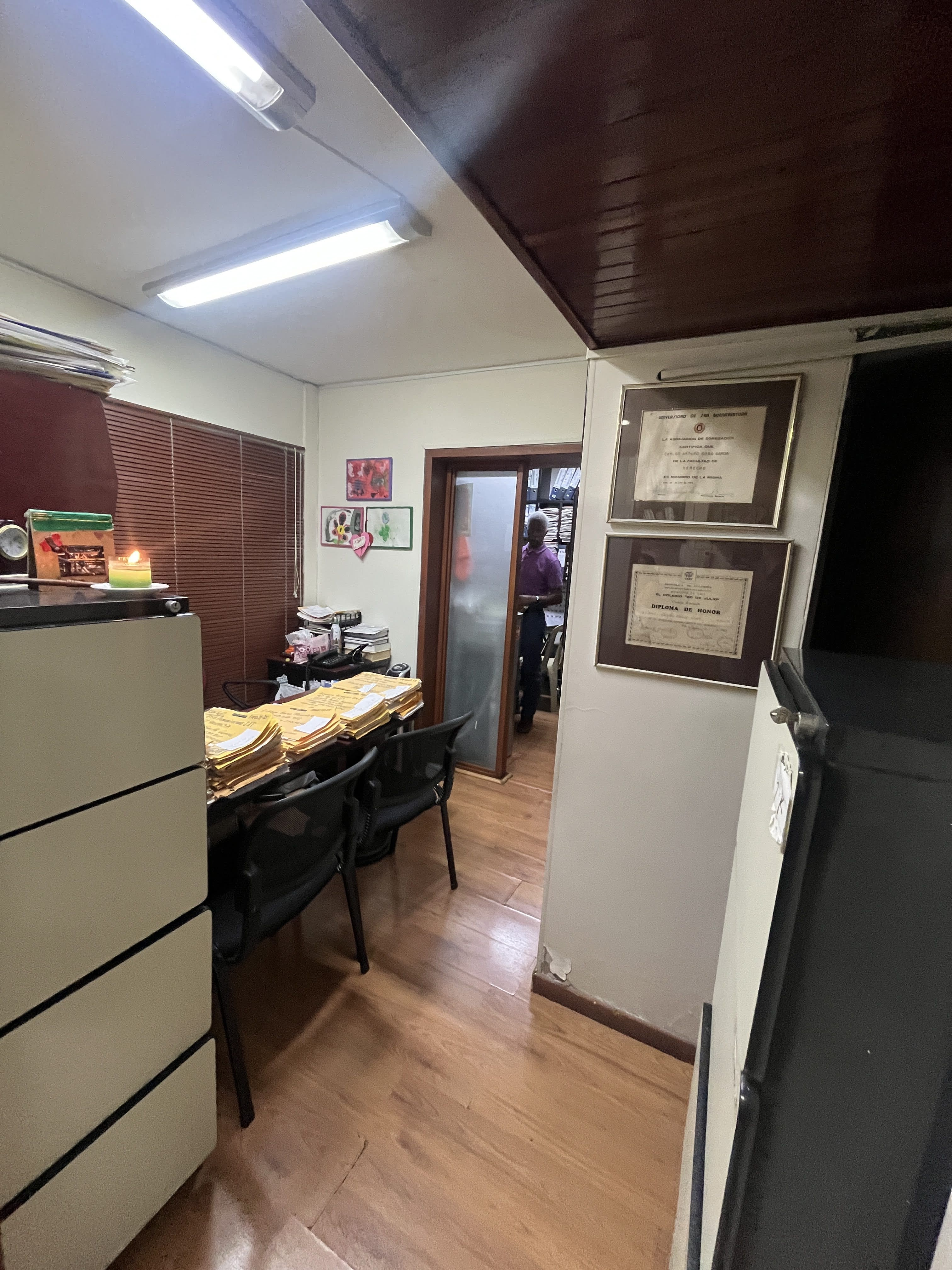 OFICINA  TRIPLE EN CENTRO EMPRESARIAL CENTENARIO I