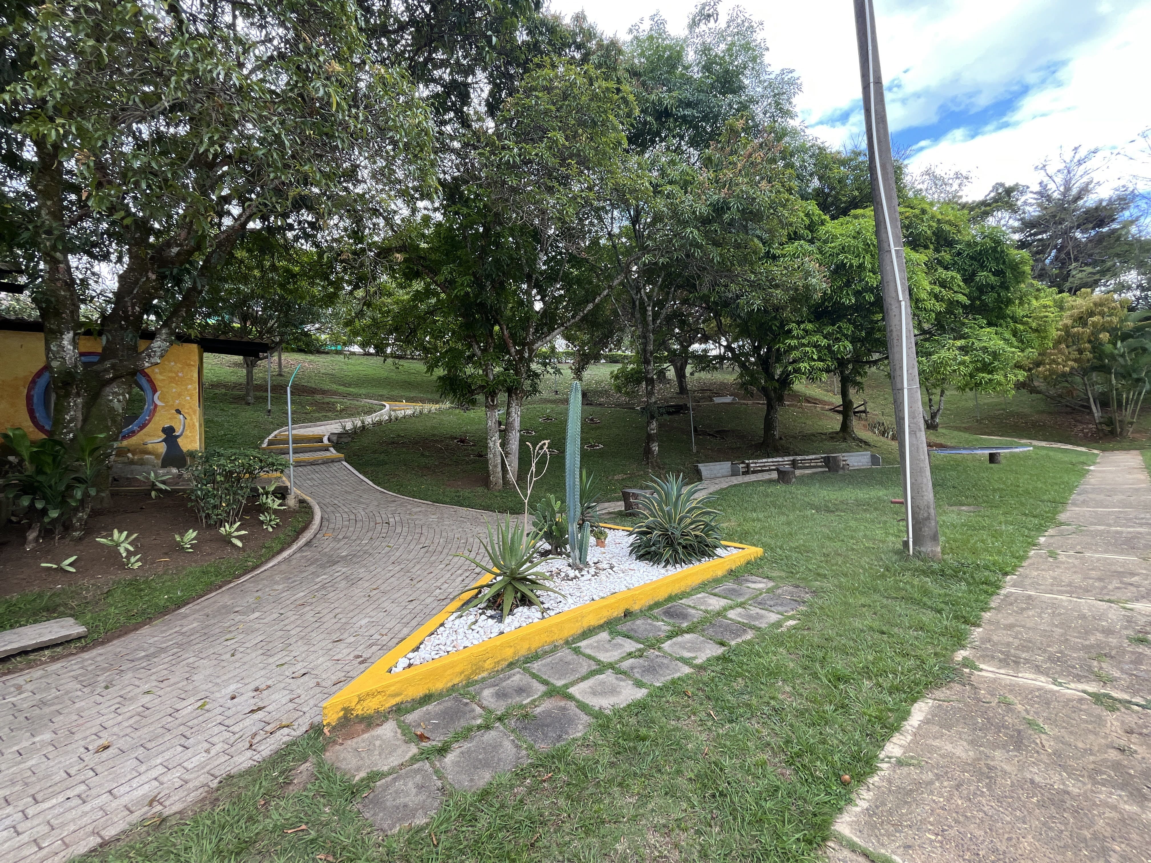LOTE EN MIRAVALLE CON ESPECTACULAR VISTA DEL VALLE DEL CAUCA