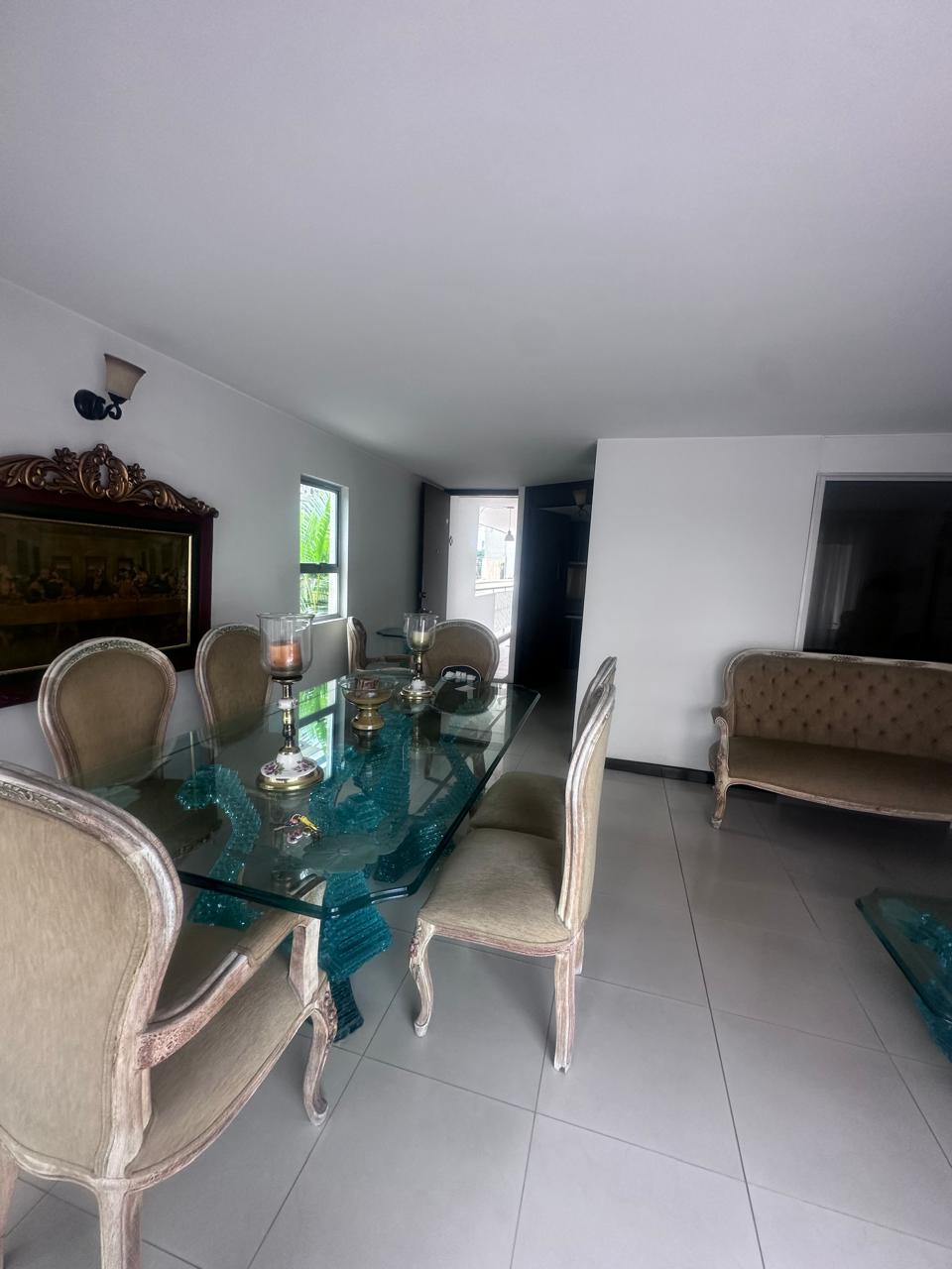 APARTAMENTO EN VENTA EN LA FLORA PISO1 103M2 AL