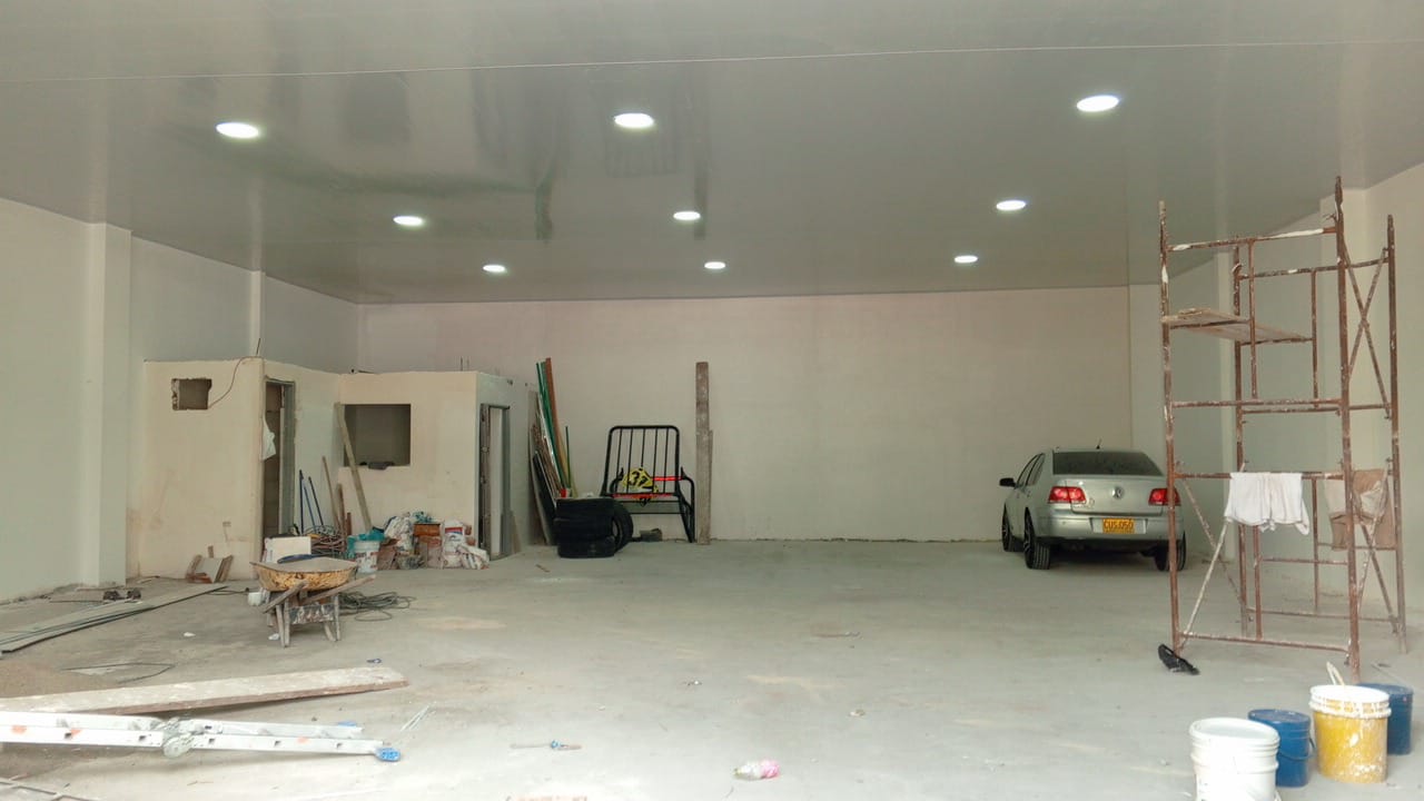 BODEGA EN VENTA DOBLE ALTURA EN EL NORTE DE CALI 292M2