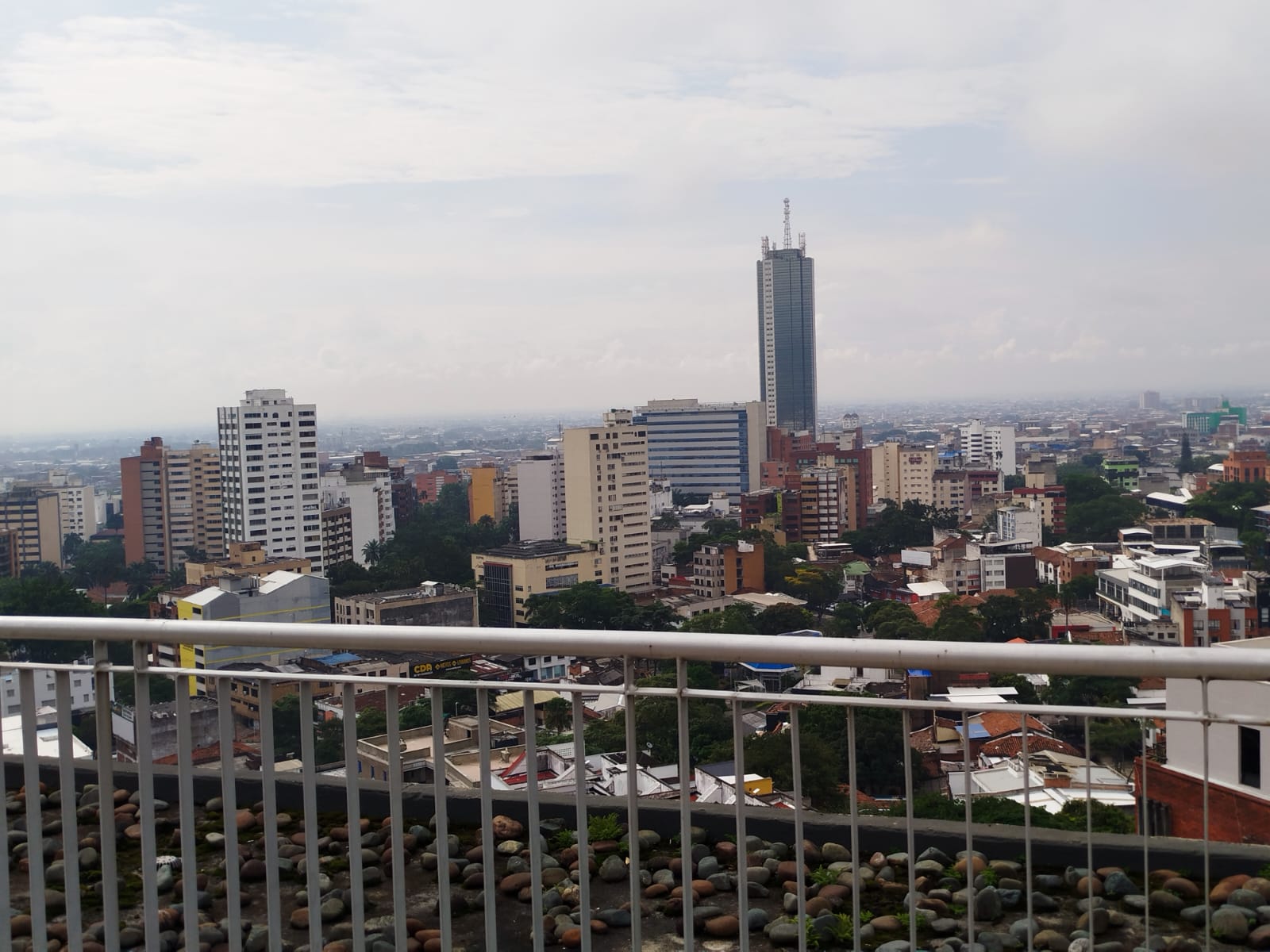 APARTAMENTO EN VENTA SANTA MONICA RESIDENCIAL VISTA ESPECTACULAR AL 