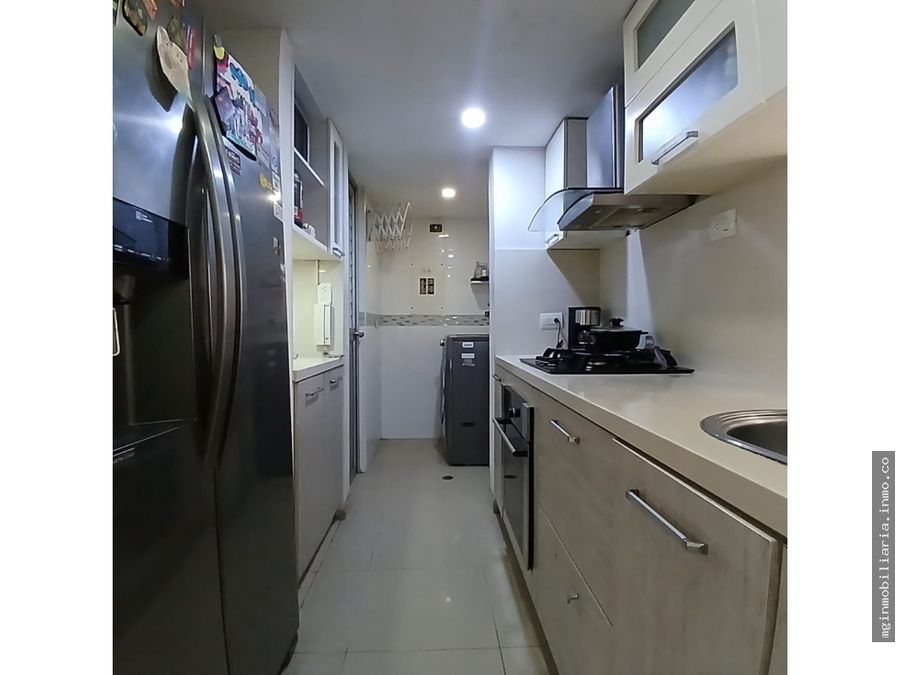 APARTAMENTO EN VENTA LA FLORA PRIMER PISO 110M2 AL