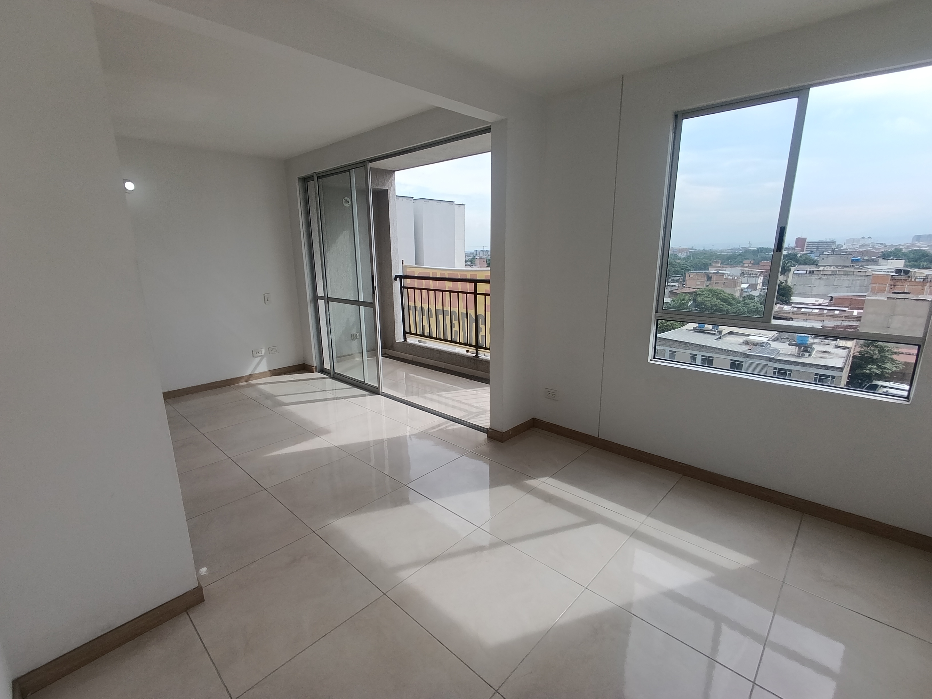 APARTAMENTO EN VENTA NORTE DE CALI PISO 11 67M2 AL