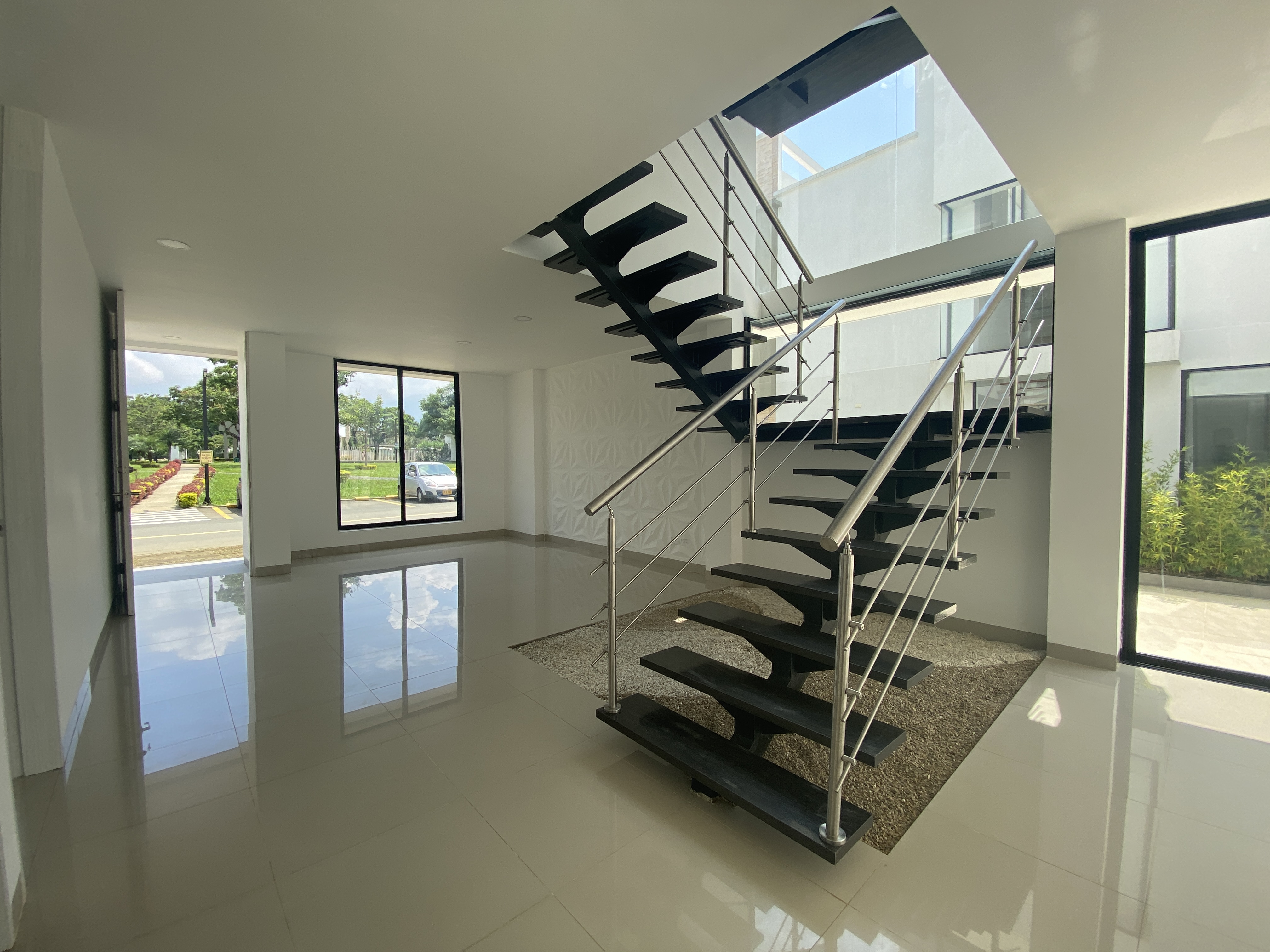 CASA - VENTA - ALFAGUARA LAS MERCEDES - JAMUNDI - SUR