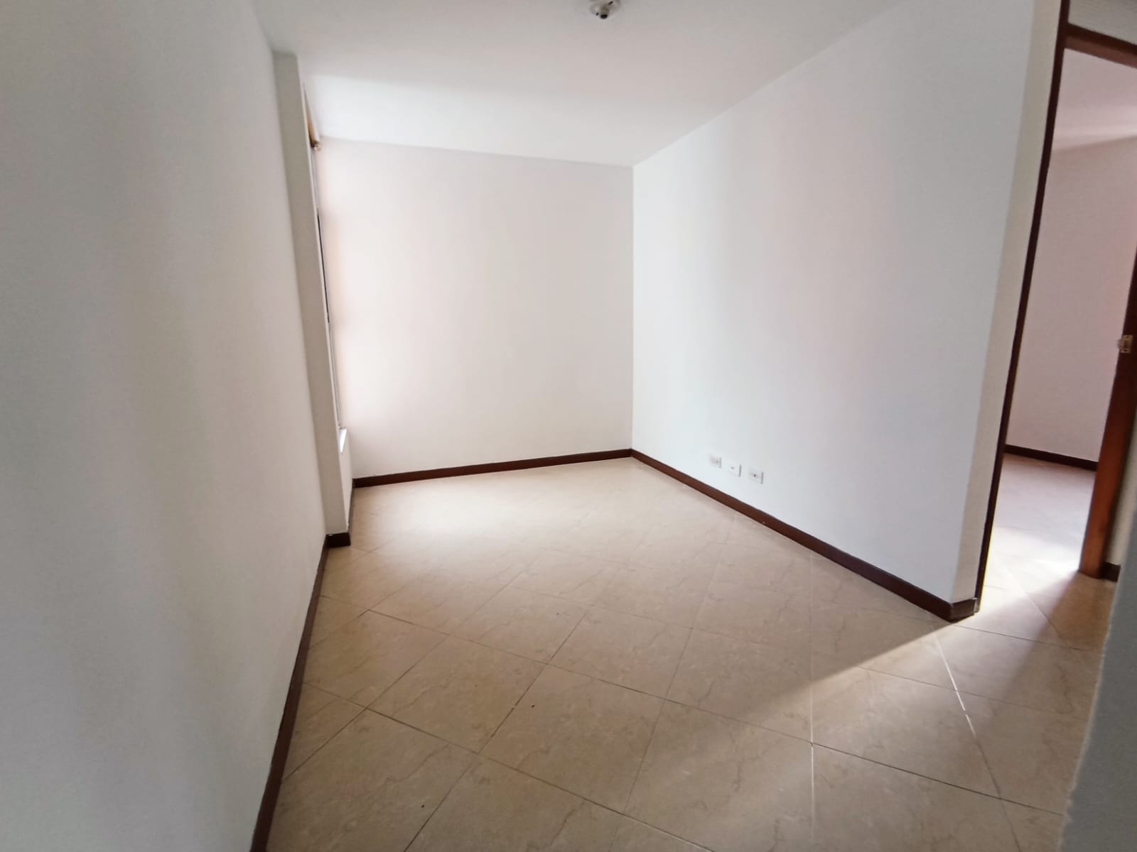 ARRIENDO APARTAMENTO - LOMA LOS BERNAL