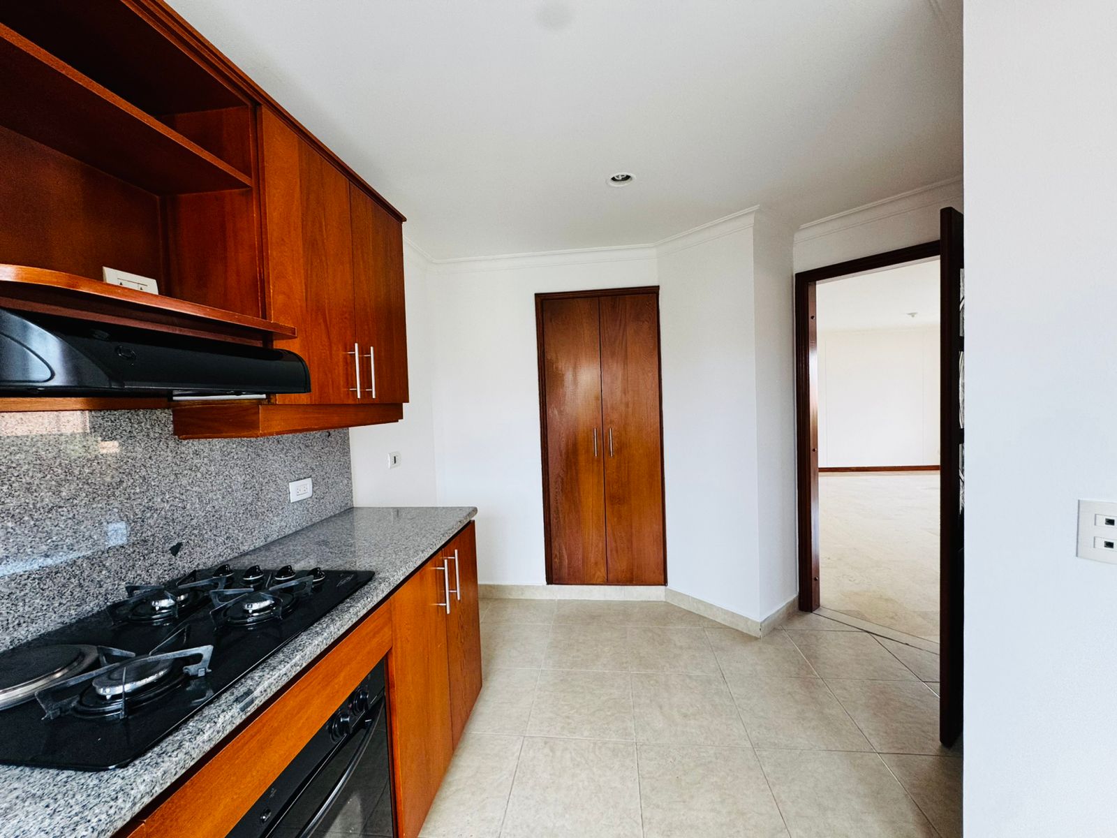 VENTA APARTAMENTO - LAURELES
