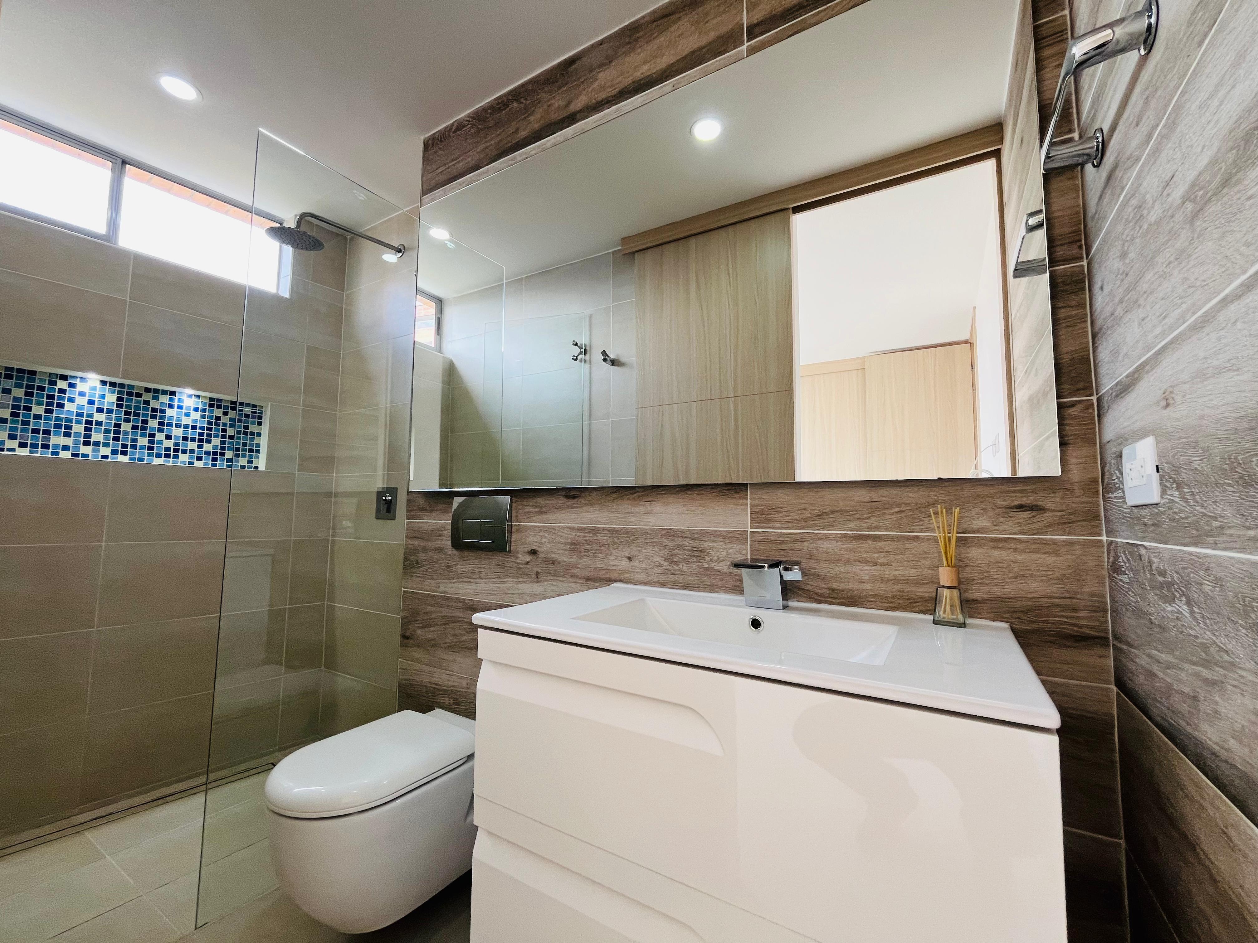 ARRIENDO APARTAMENTO - POBLADO LOS GONZALEZ
