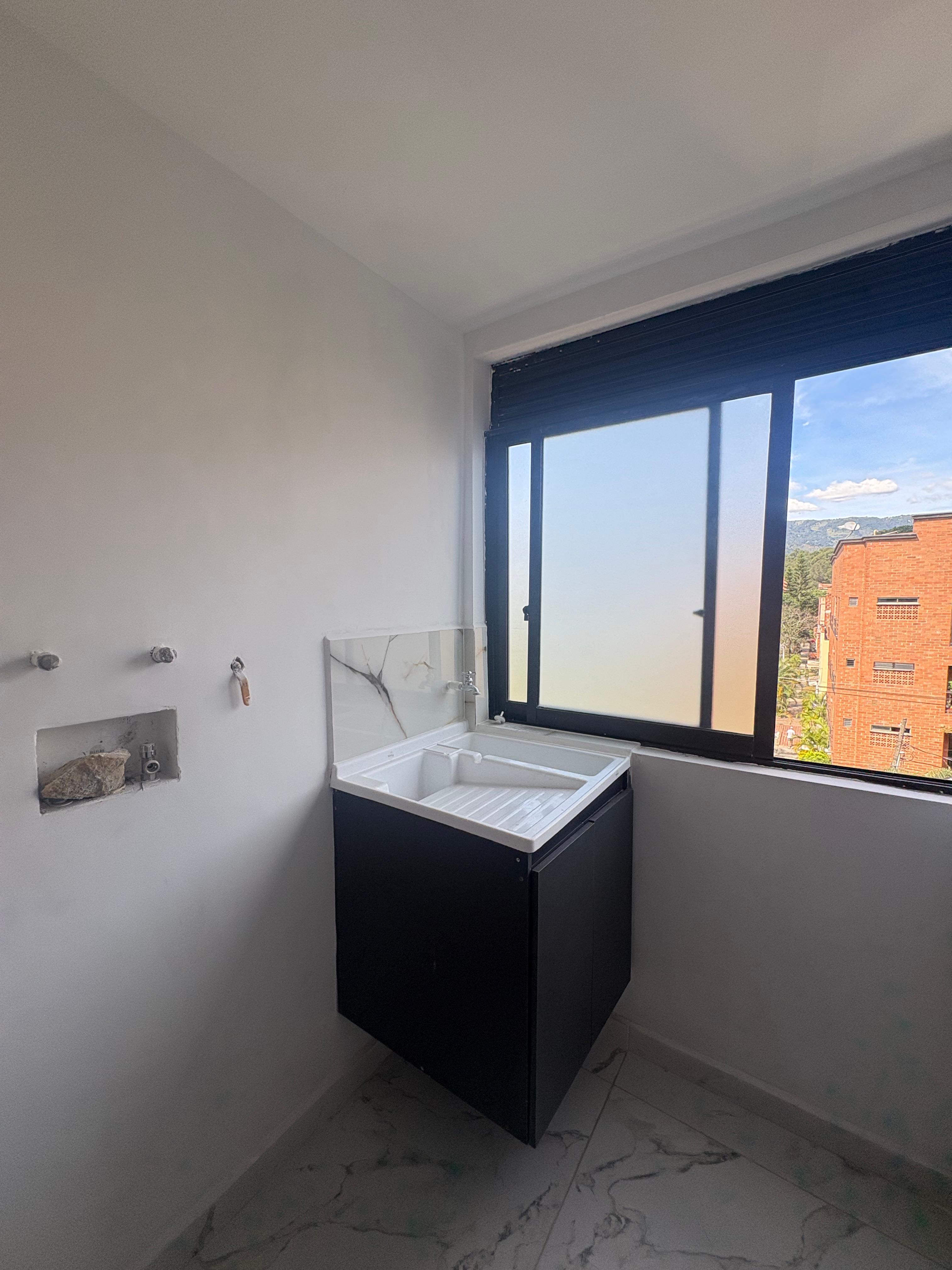 ARRIENDO APARTAMENTO, BELEN MALIBU PARA ESTRENAR