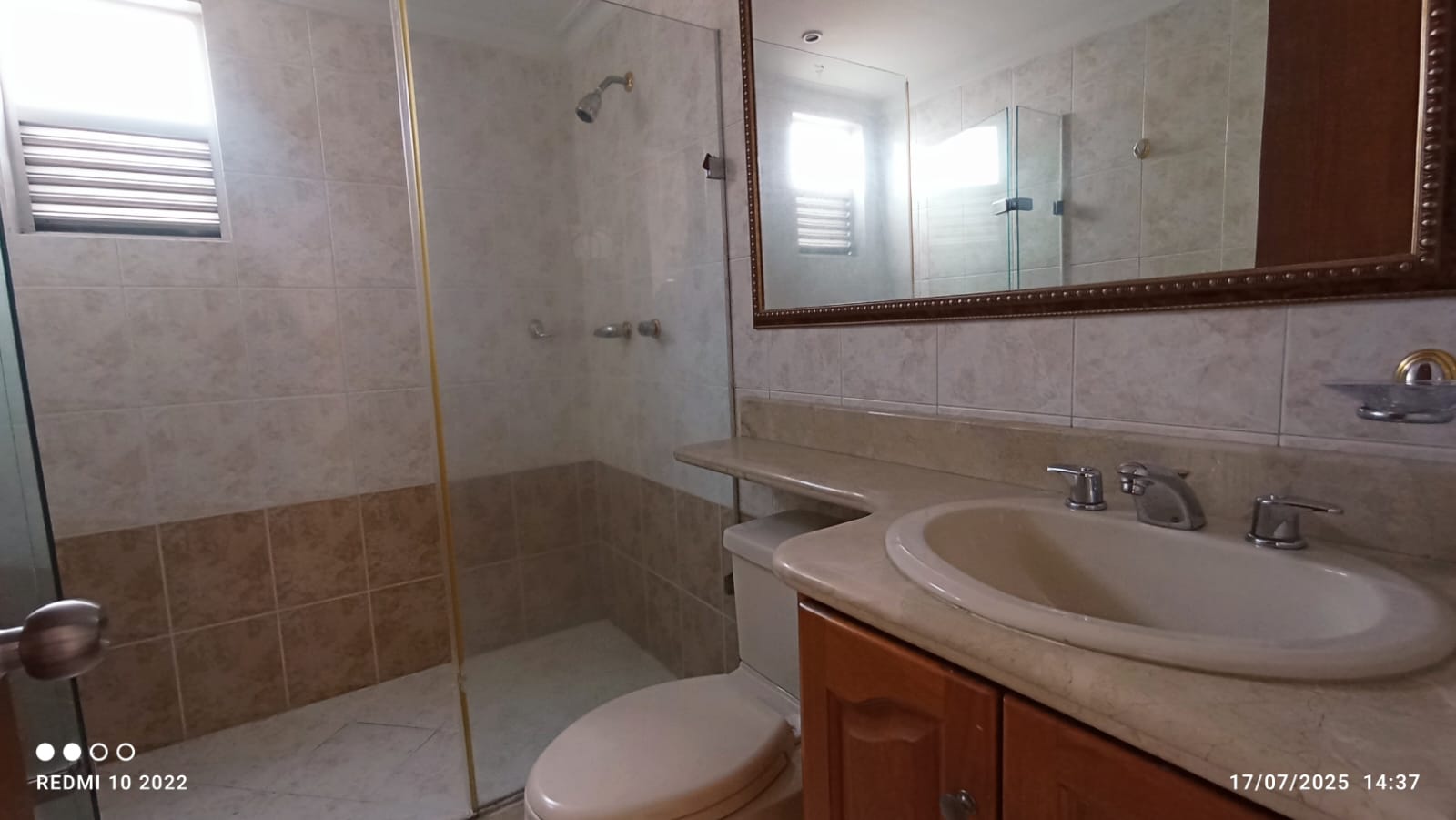 ARRIENDO APARTAMENTO - LAURELES