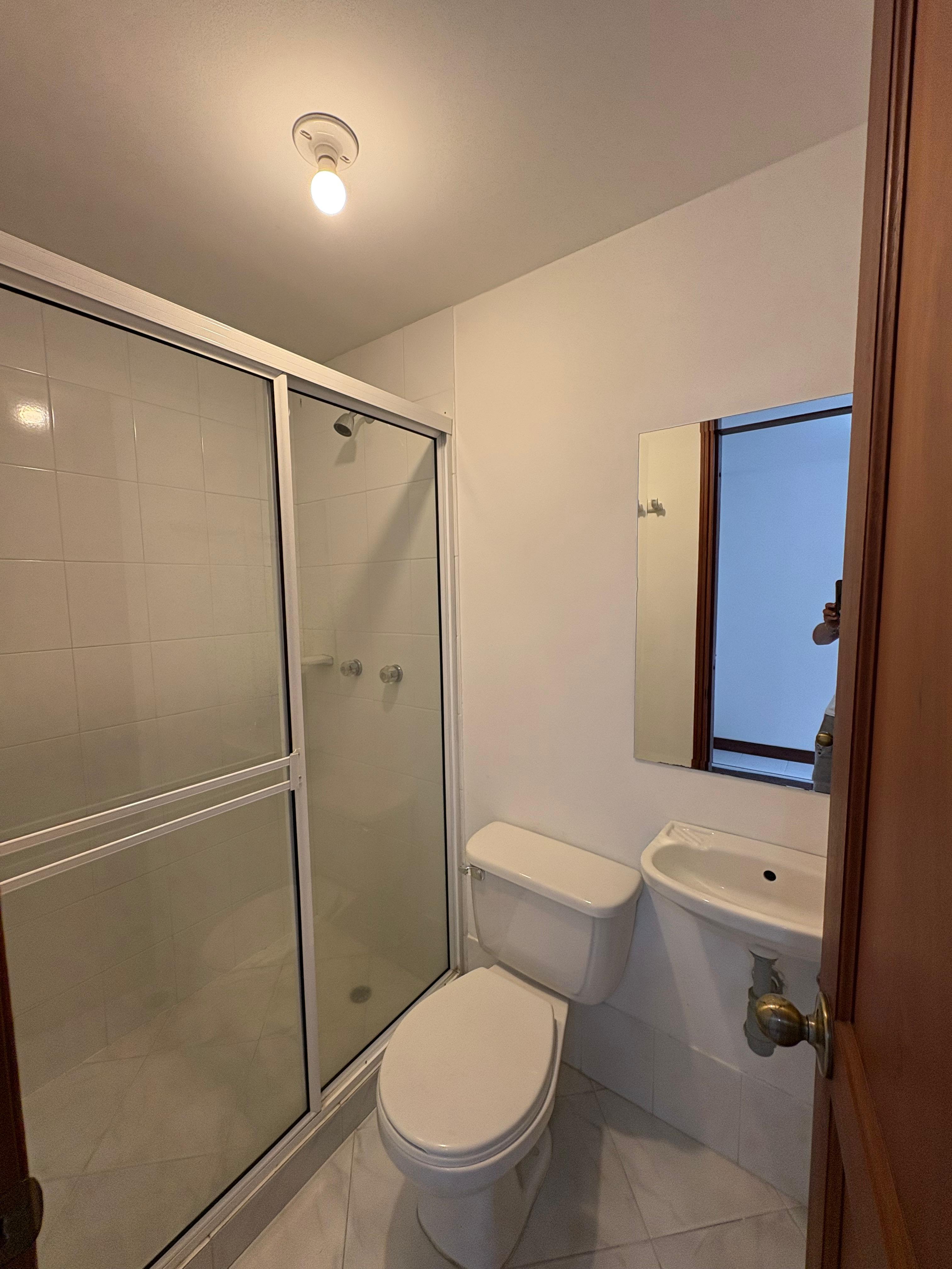 ARRIENDO APARTAMENTO, POBLADO CALERA