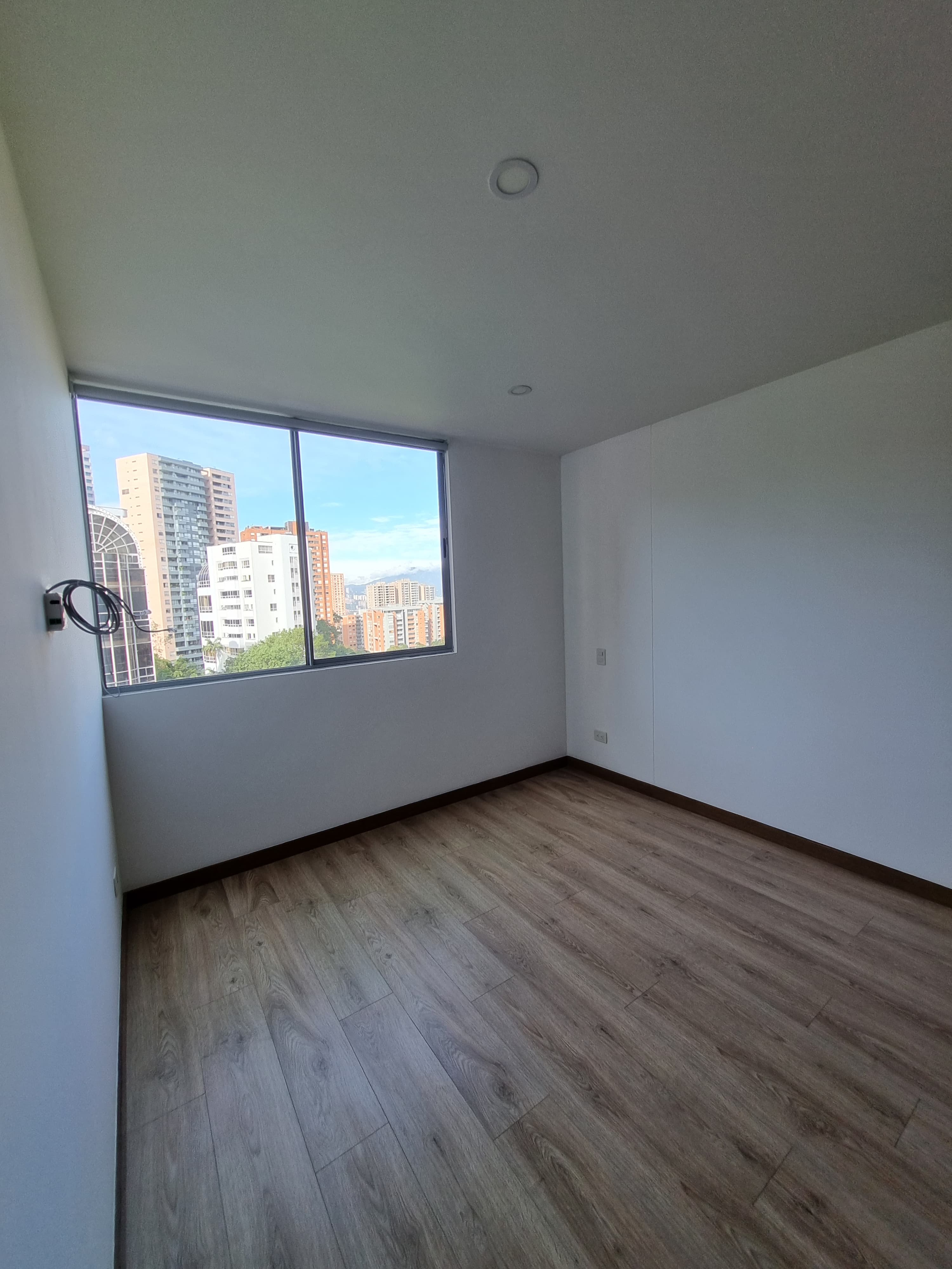 ARRIENDO APARTAMENTO - POBLADO LOS GONZALEZ
