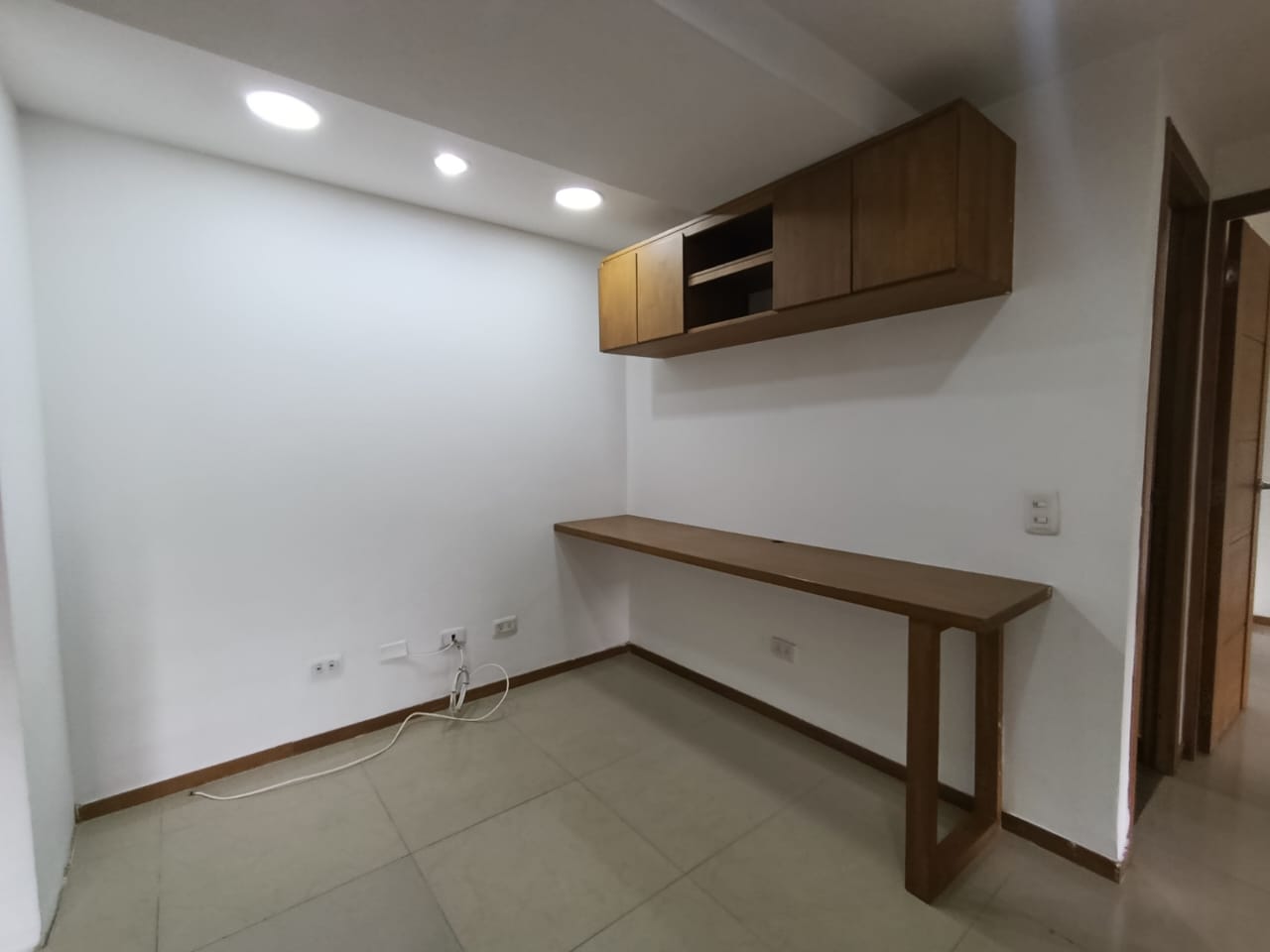 ARRIENDO APARTAMENTO - SABANETA LAS LOMITAS