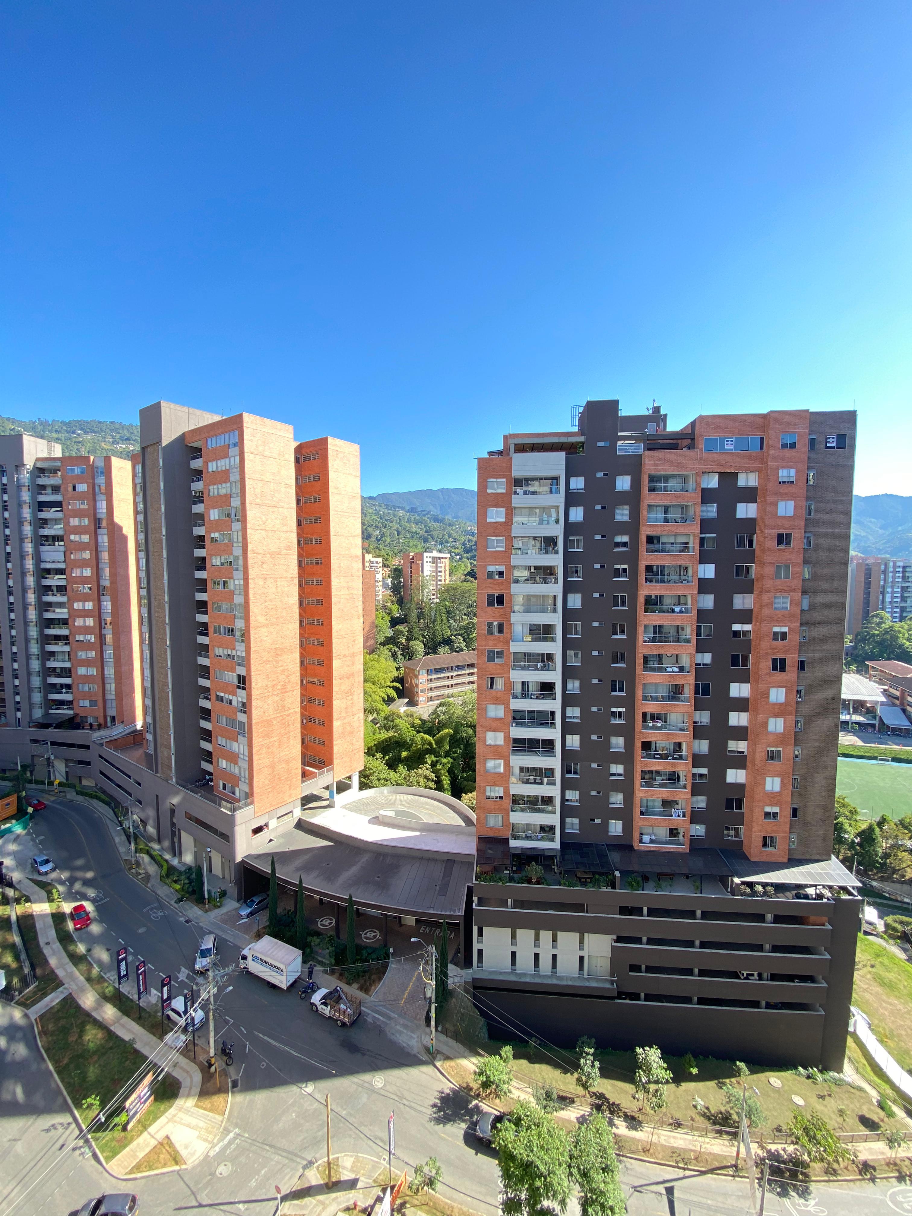 ARRIENDO APARTAMENTO - ENVIGADO LOMA DE LOS MESA
