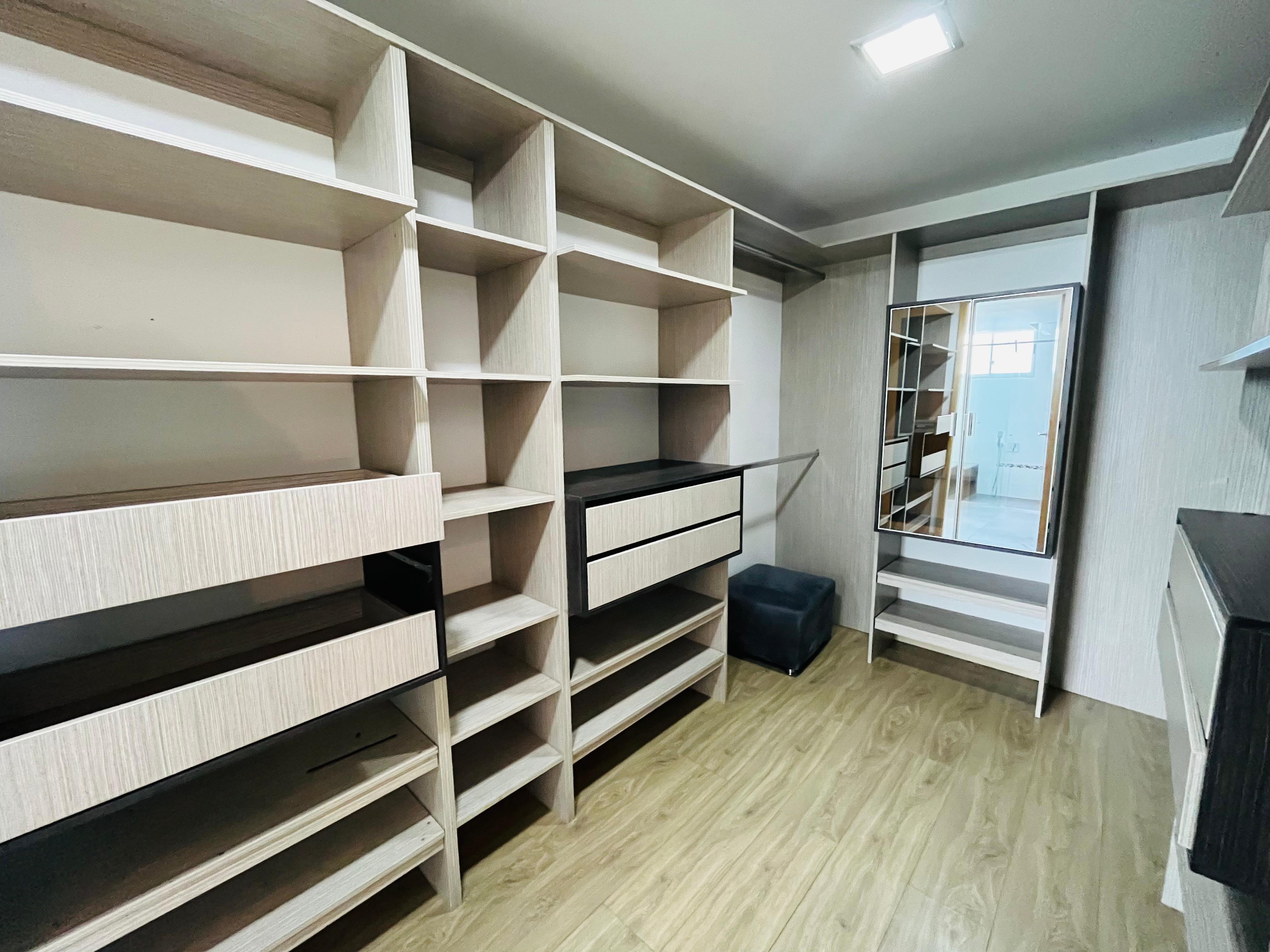 ARRIENDO APARTAMENTO - POBLADO TESORO