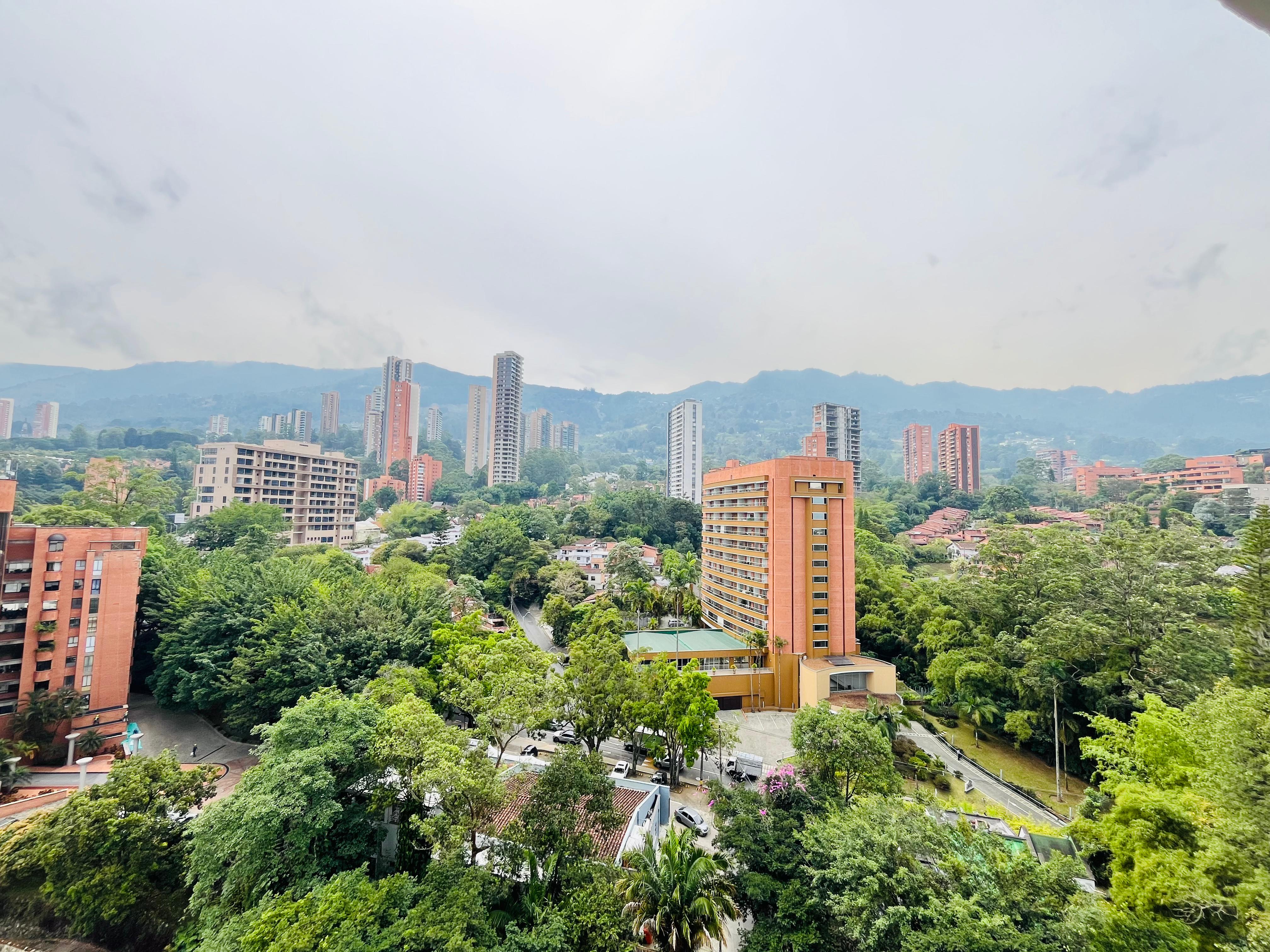 ARRIENDO APARTAMENTO - POBLADO SAN LUCAS