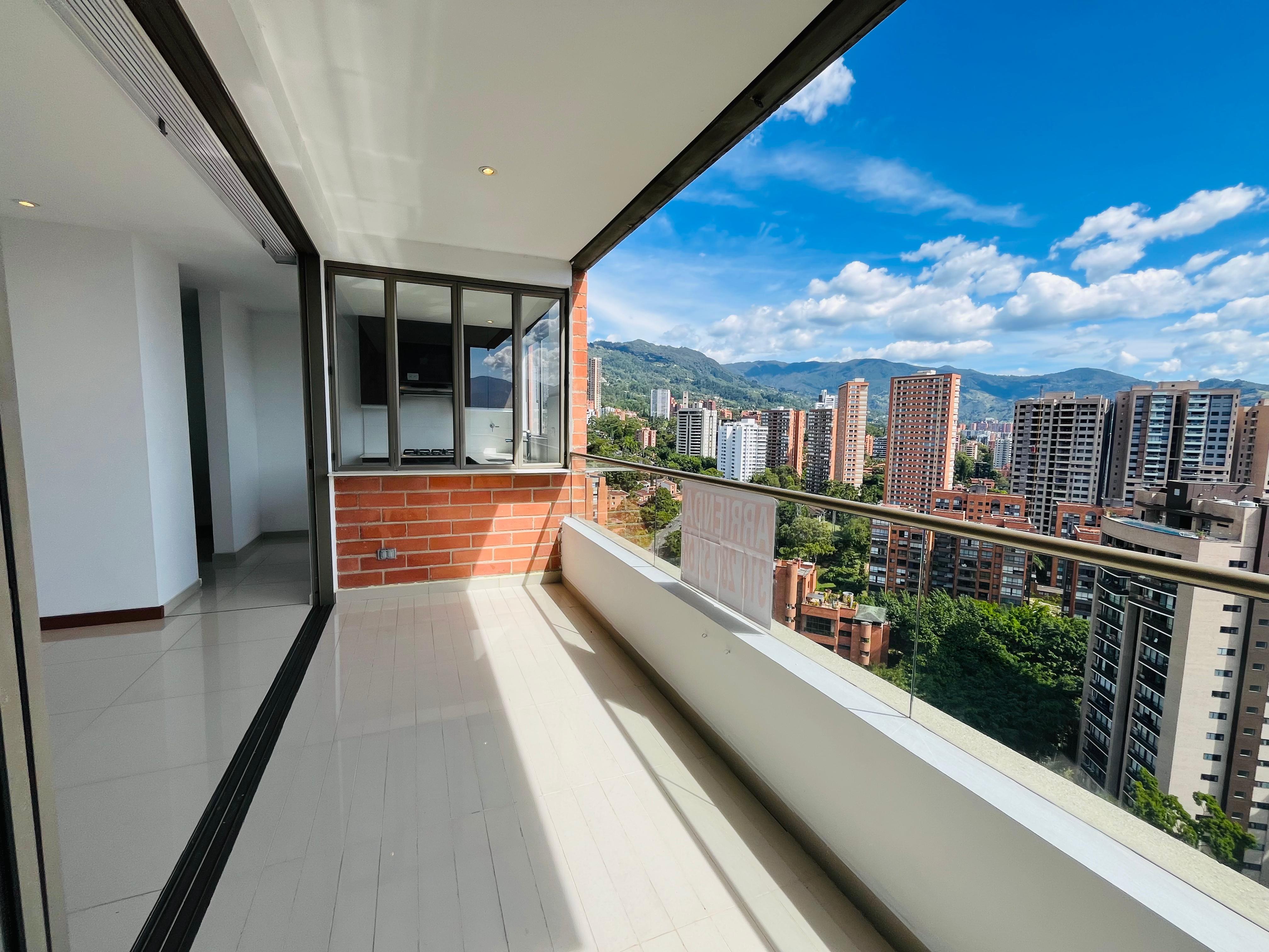 ARRIENDO APARTAMENTO - POBLADO LOS BALSOS