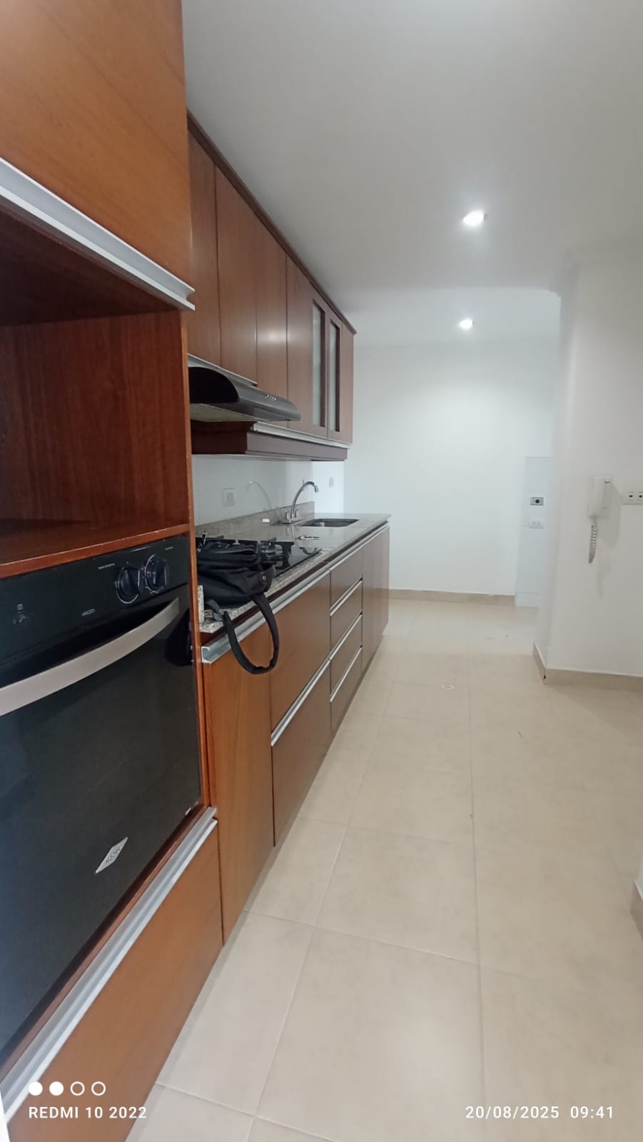 ARRIENDO APARTAMENTO - LAURELES