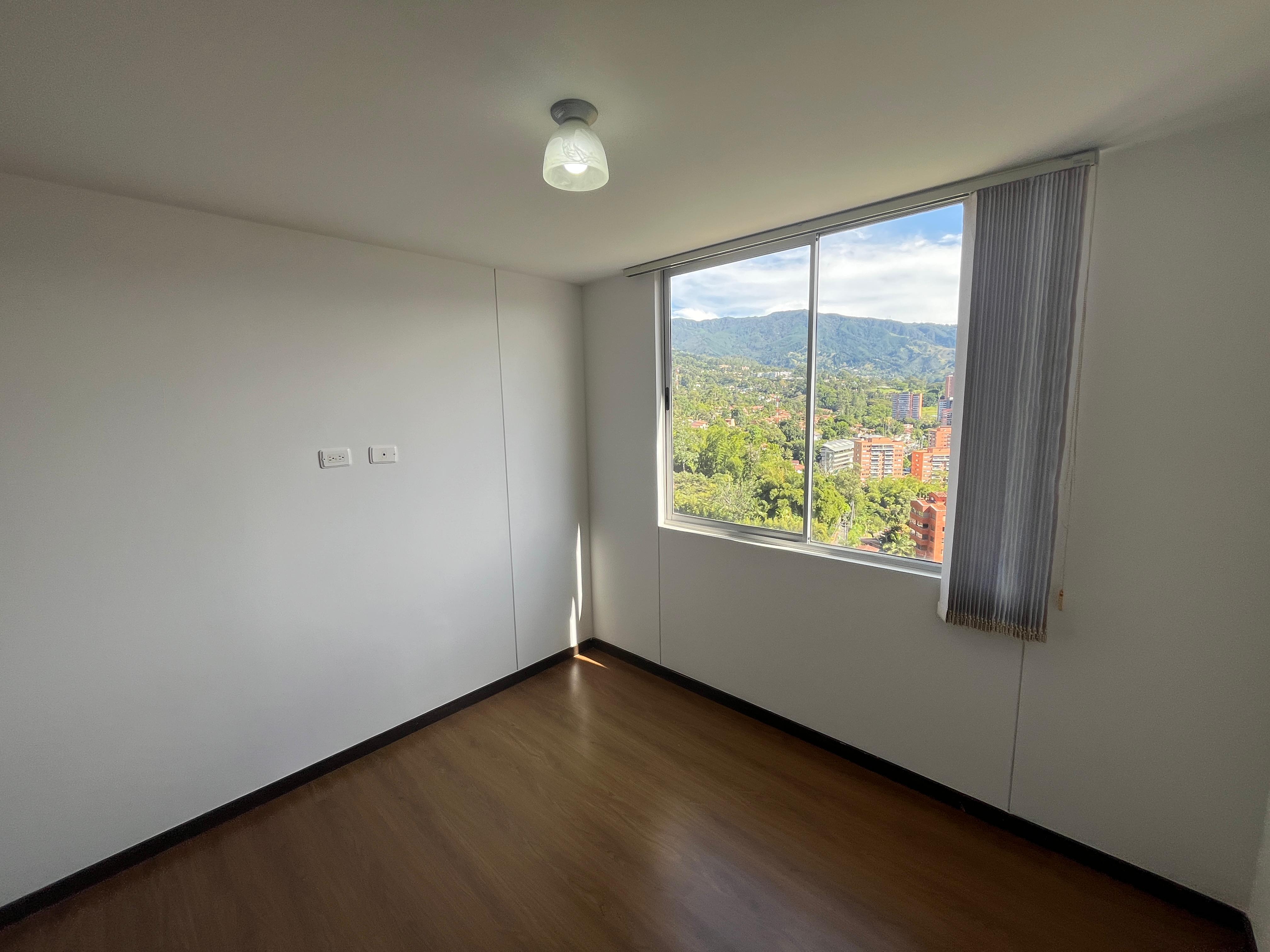 ARRIENDO APARTAMENTO - ENVIGADO ESMERALDAL