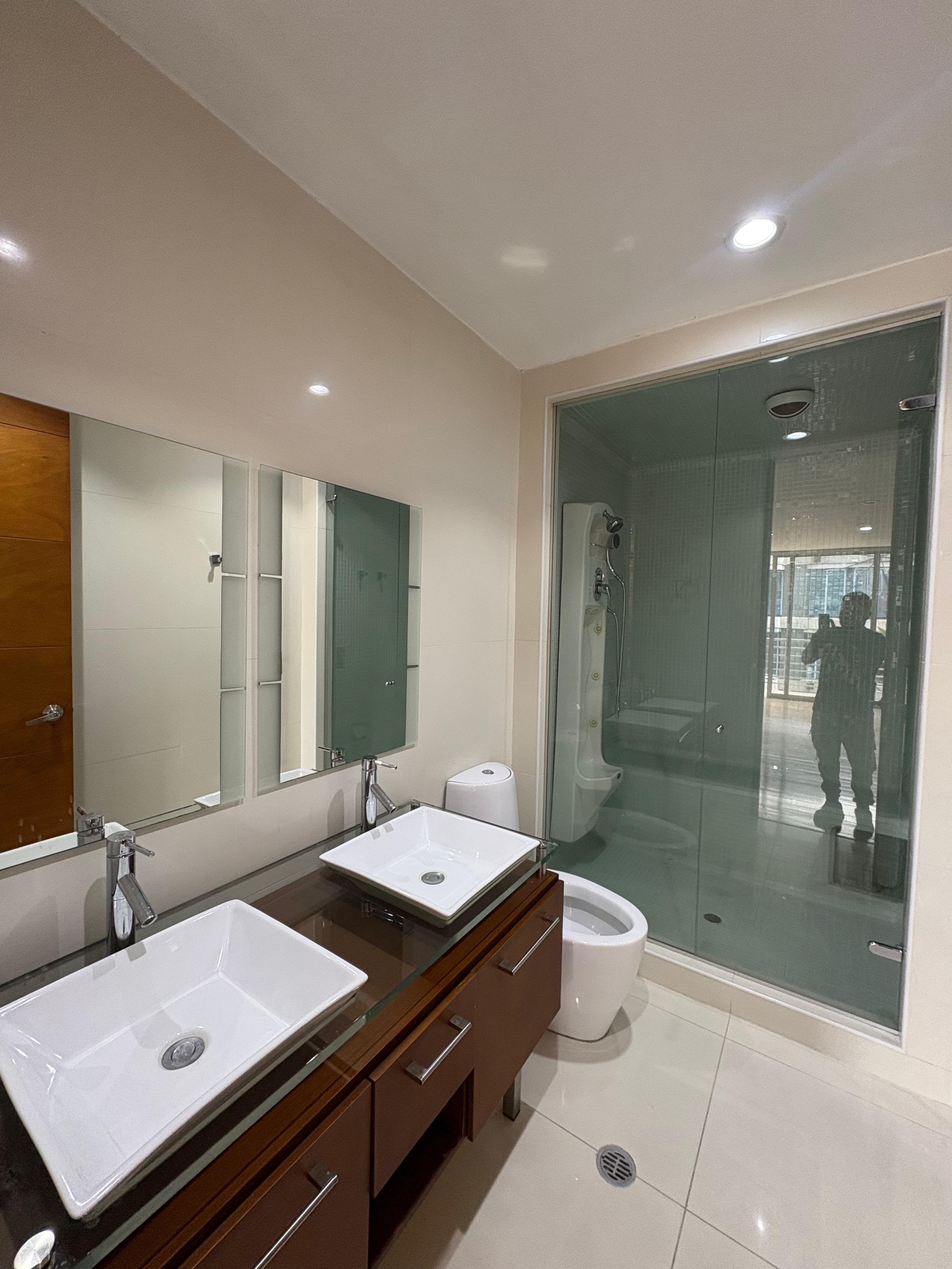 ARRIENDO APARTAMENTO, CONQUISTADORES