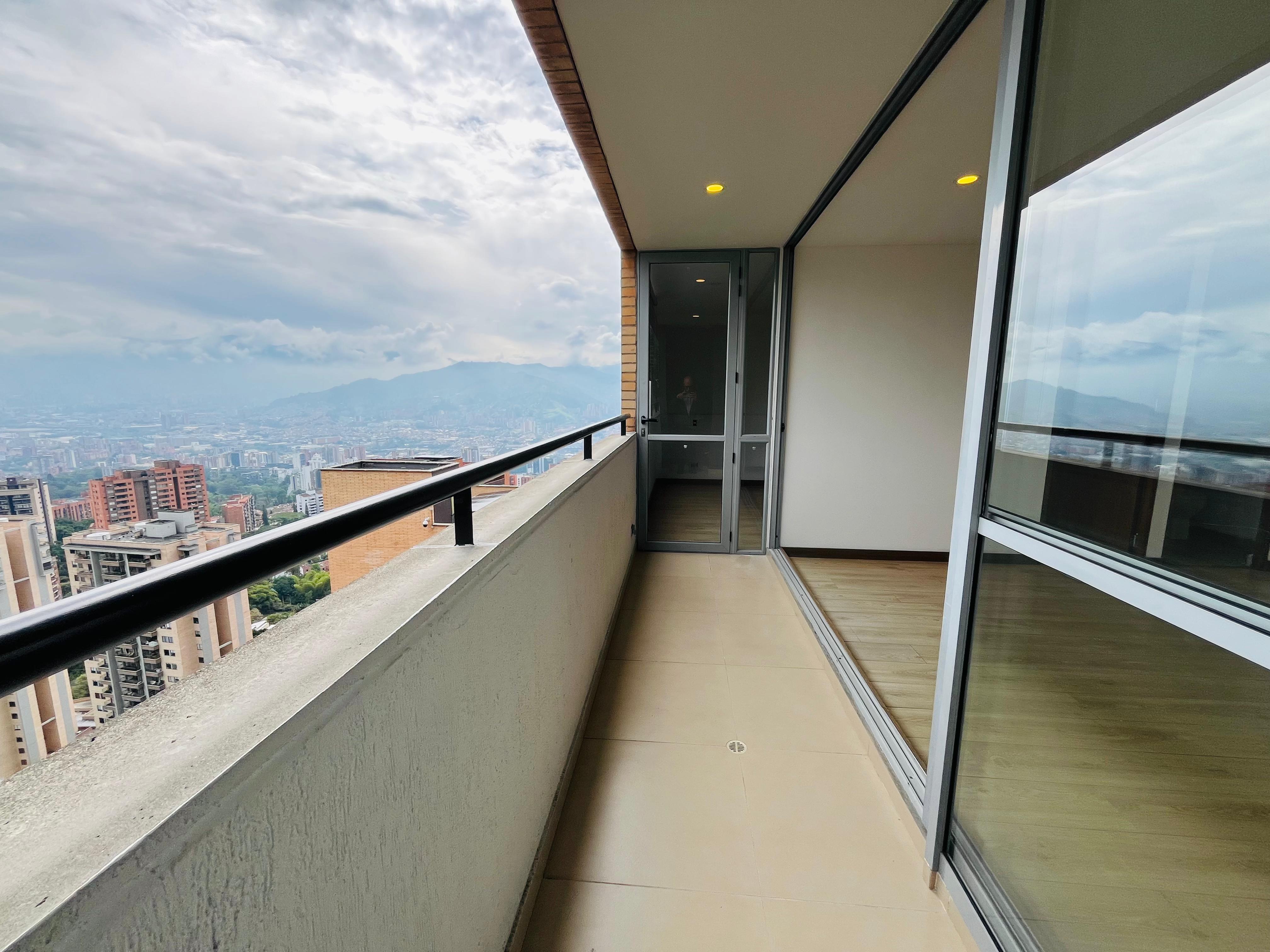 ARRIENDO APARTAESTUDIO - POBLADO LOS GONZALEZ