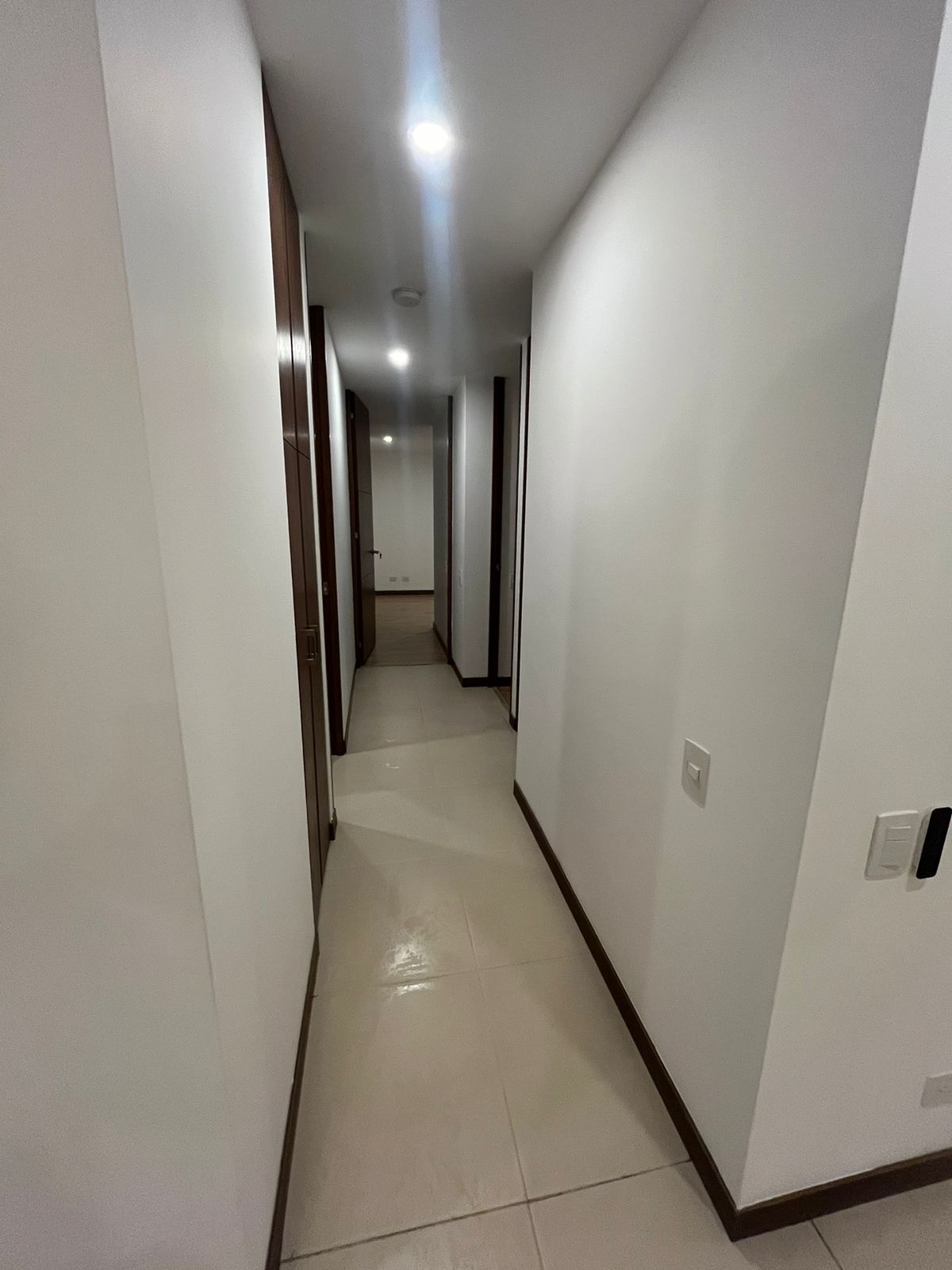 ARRIENDO APARTAMENTO - POBLADO LOS GONZALEZ