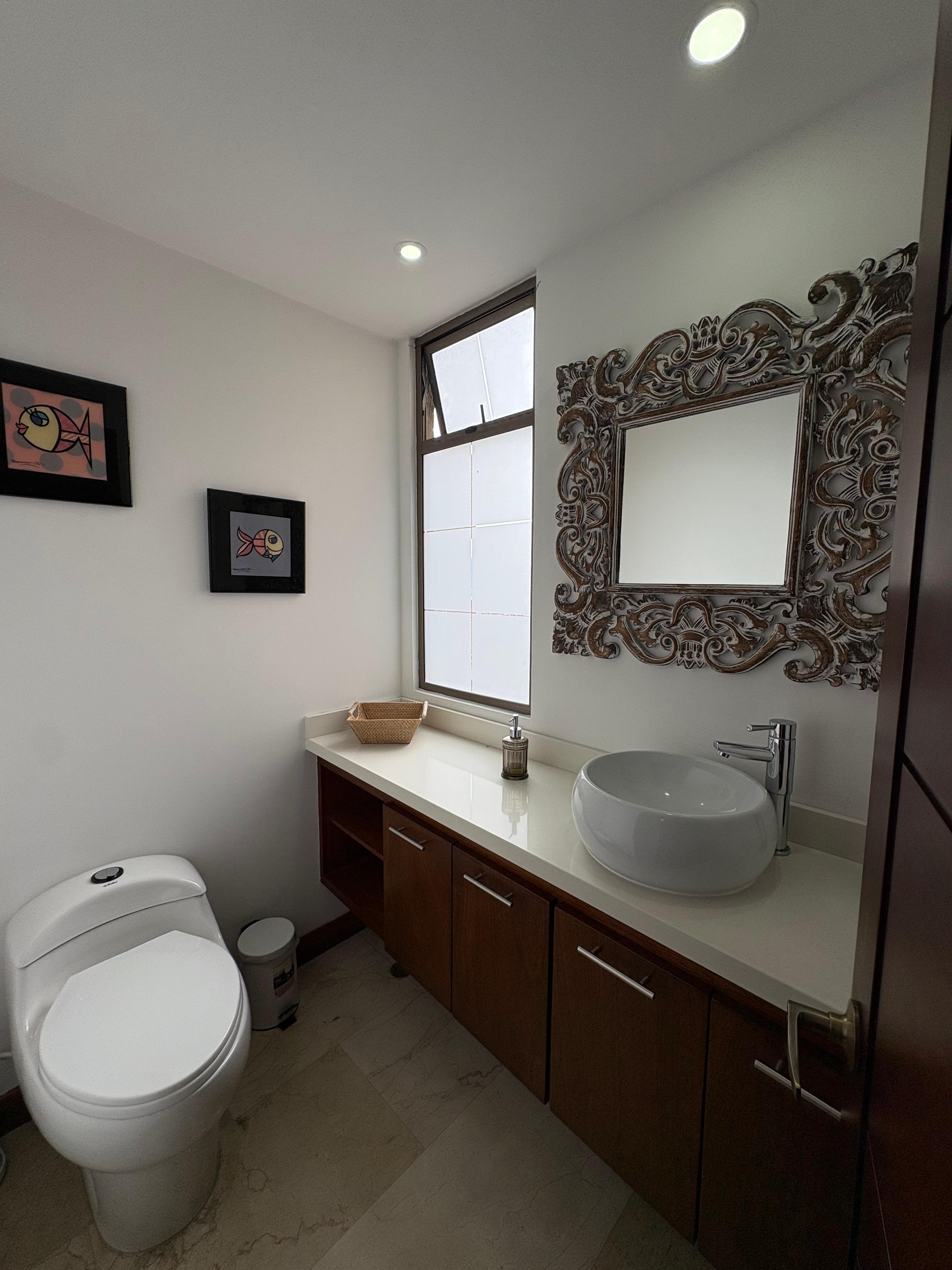 ARRIENDO APARTAMENTO POBLADO CALERA, AMOBLADO Y DESOCUPADO