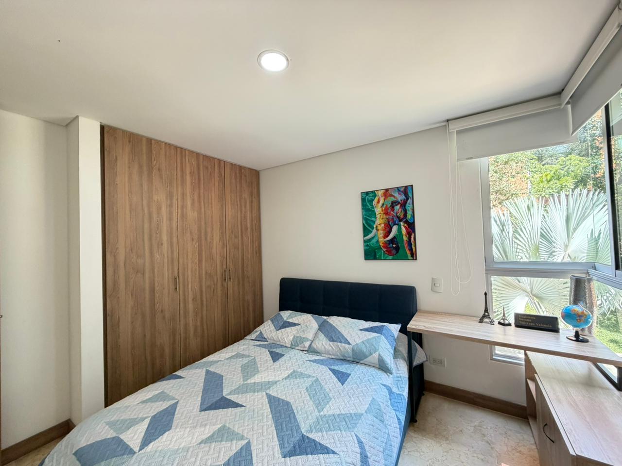 ARRIENDO APARTAMENTO AMOBLADO  - POBLADO CASTROPOL