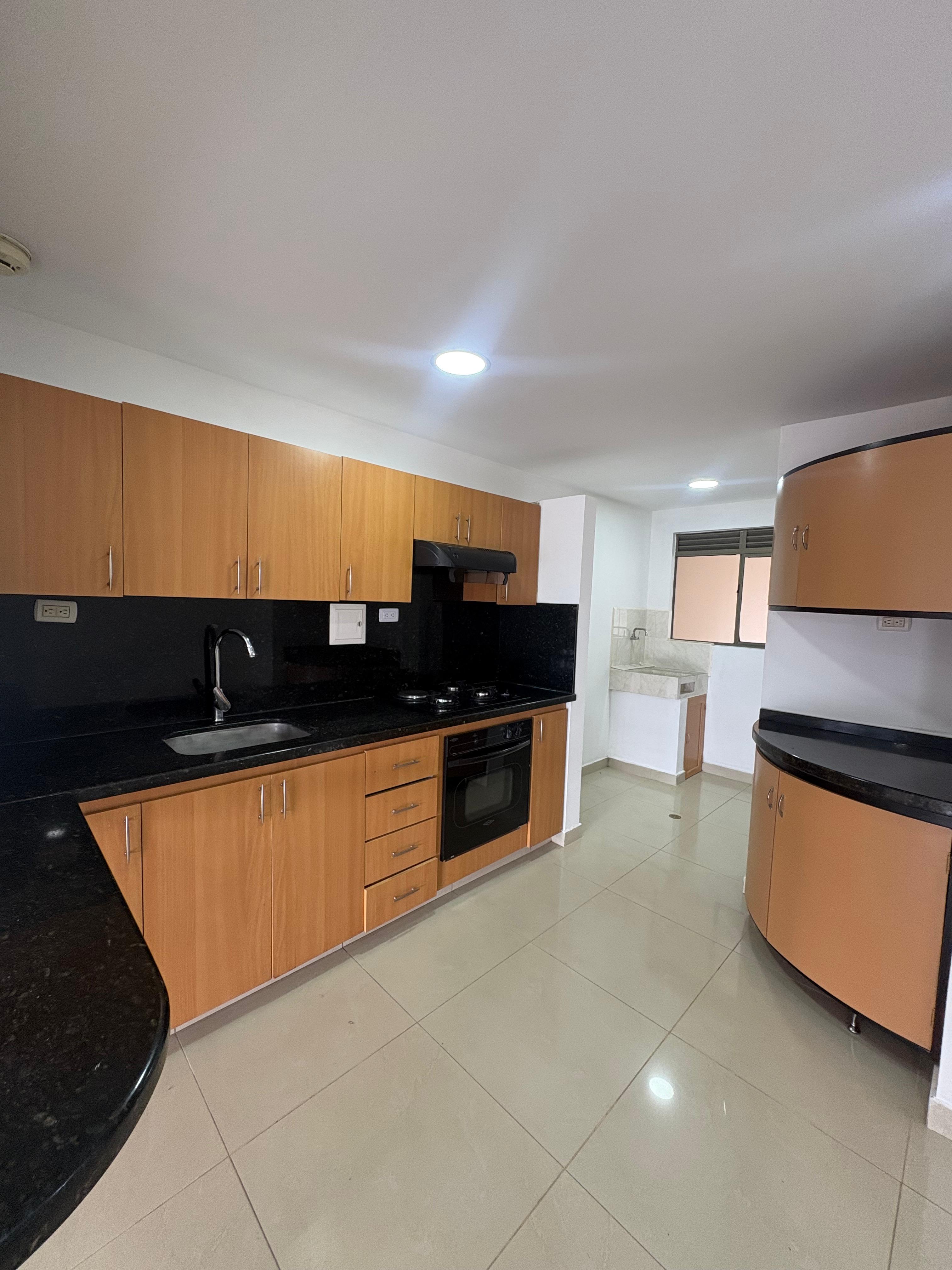 ARRIENDO CASA ENVIGADO BENEDICTINOS