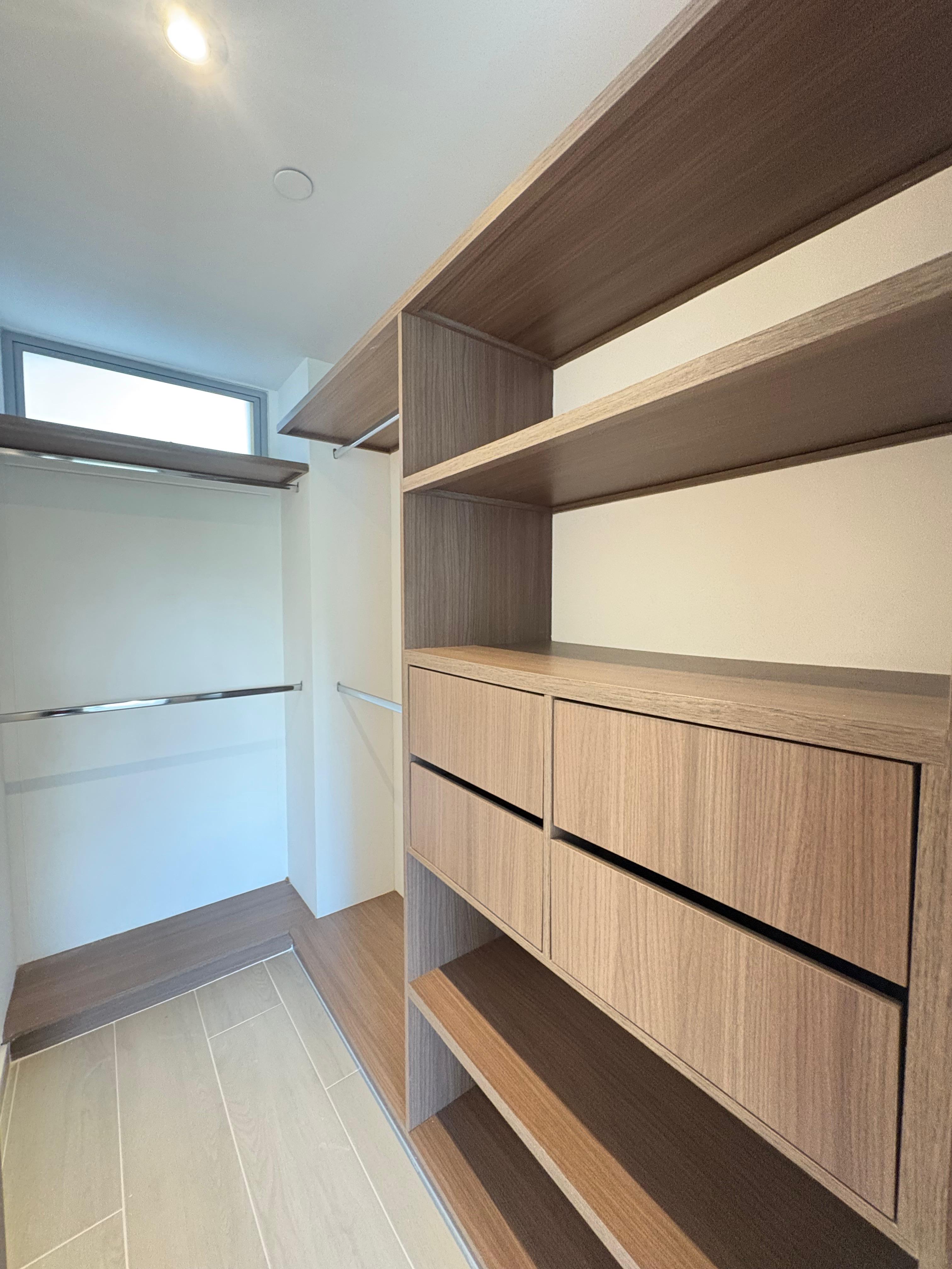 ARRIENDO APARTAMENTO, POBLADO CASTROPOL