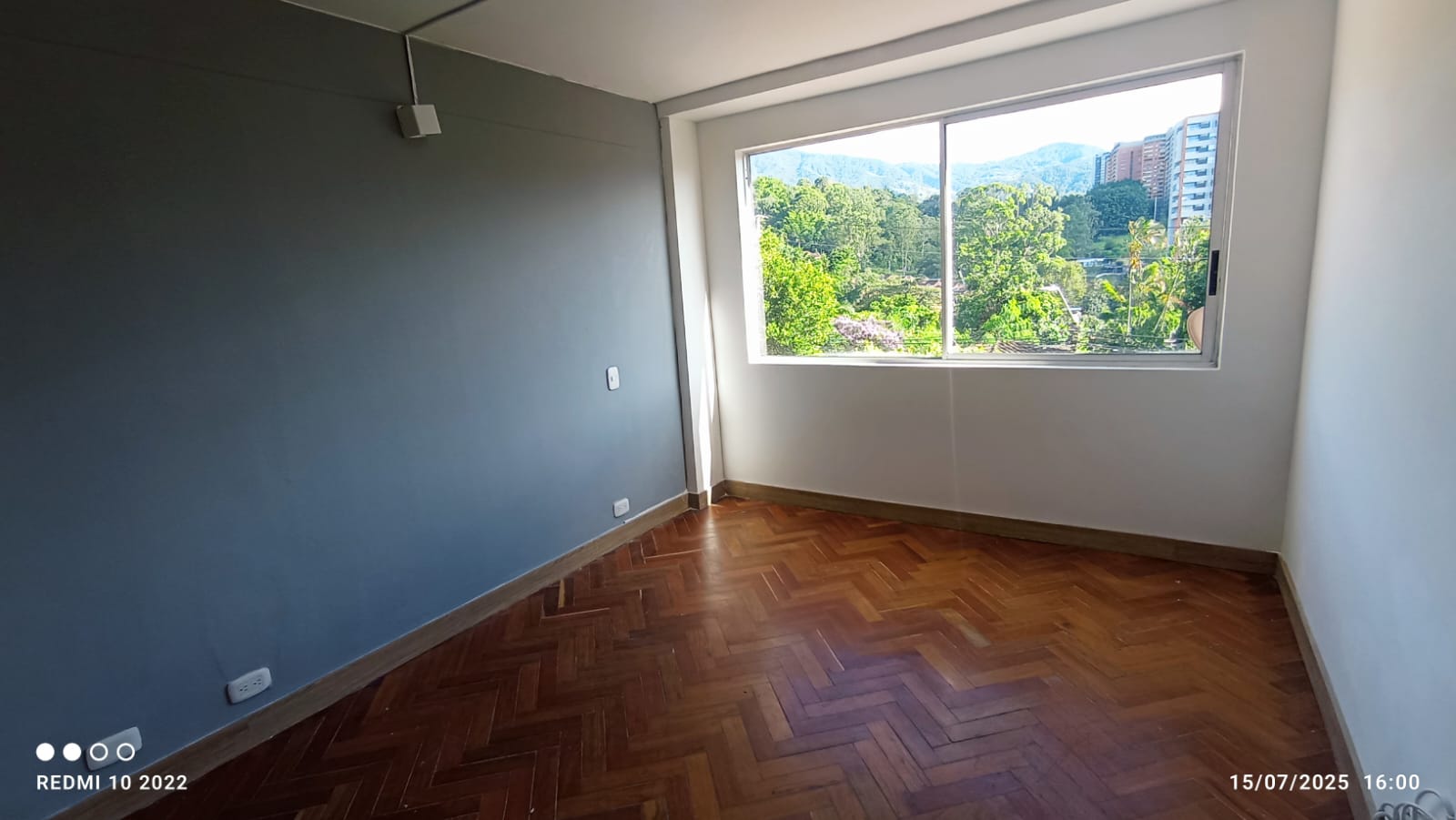ARRIENDO CASA - ENVIGADO SECTOR INTERMEDIA
