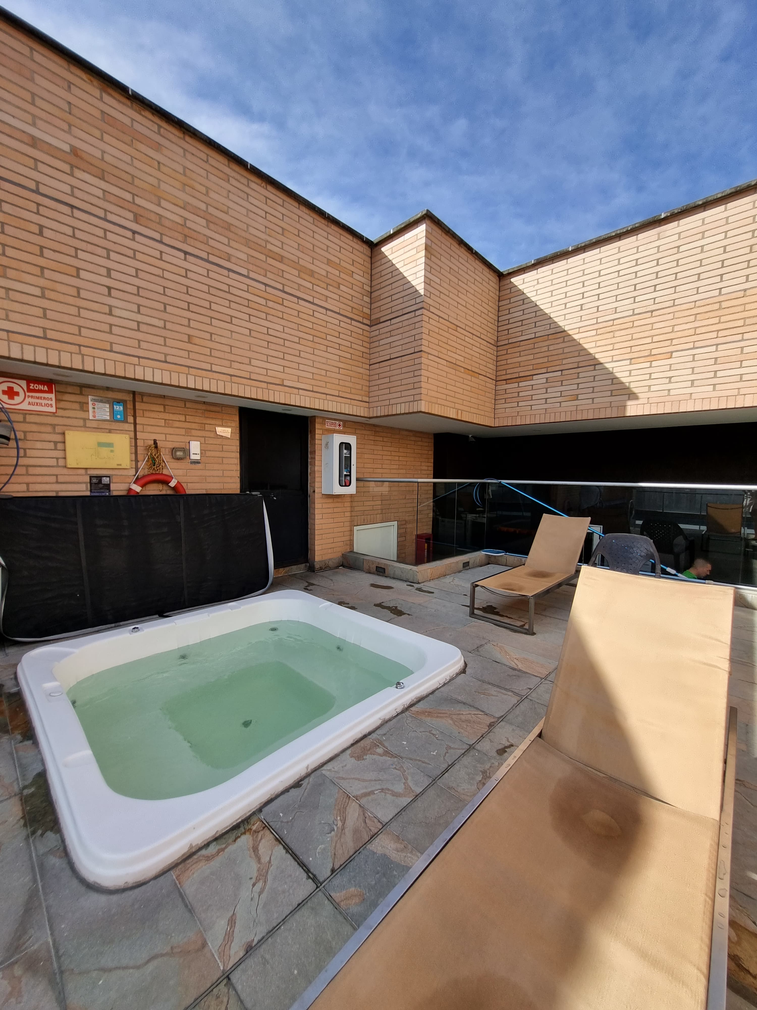 ARRIENDO APARTAMENTO - POBLADO LOS GONZALEZ