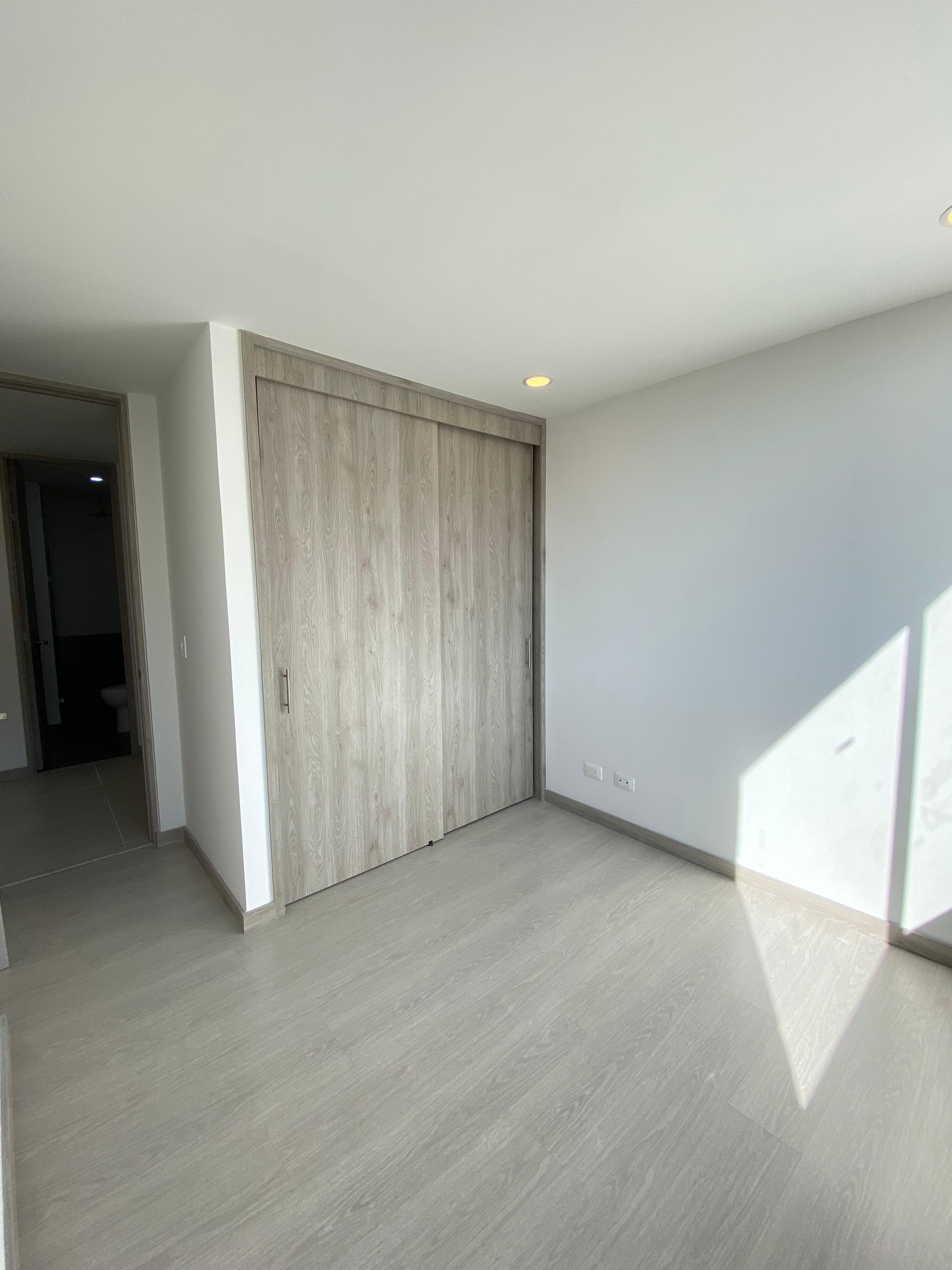 ARRIENDO APARTAMENTO - ENVIGADO LOMA DE LOS MESA