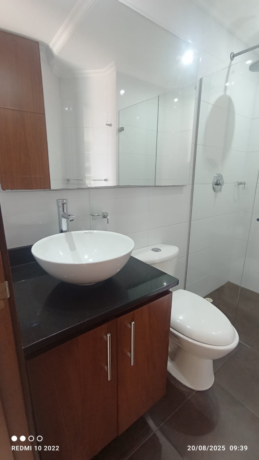 ARRIENDO APARTAMENTO - LAURELES
