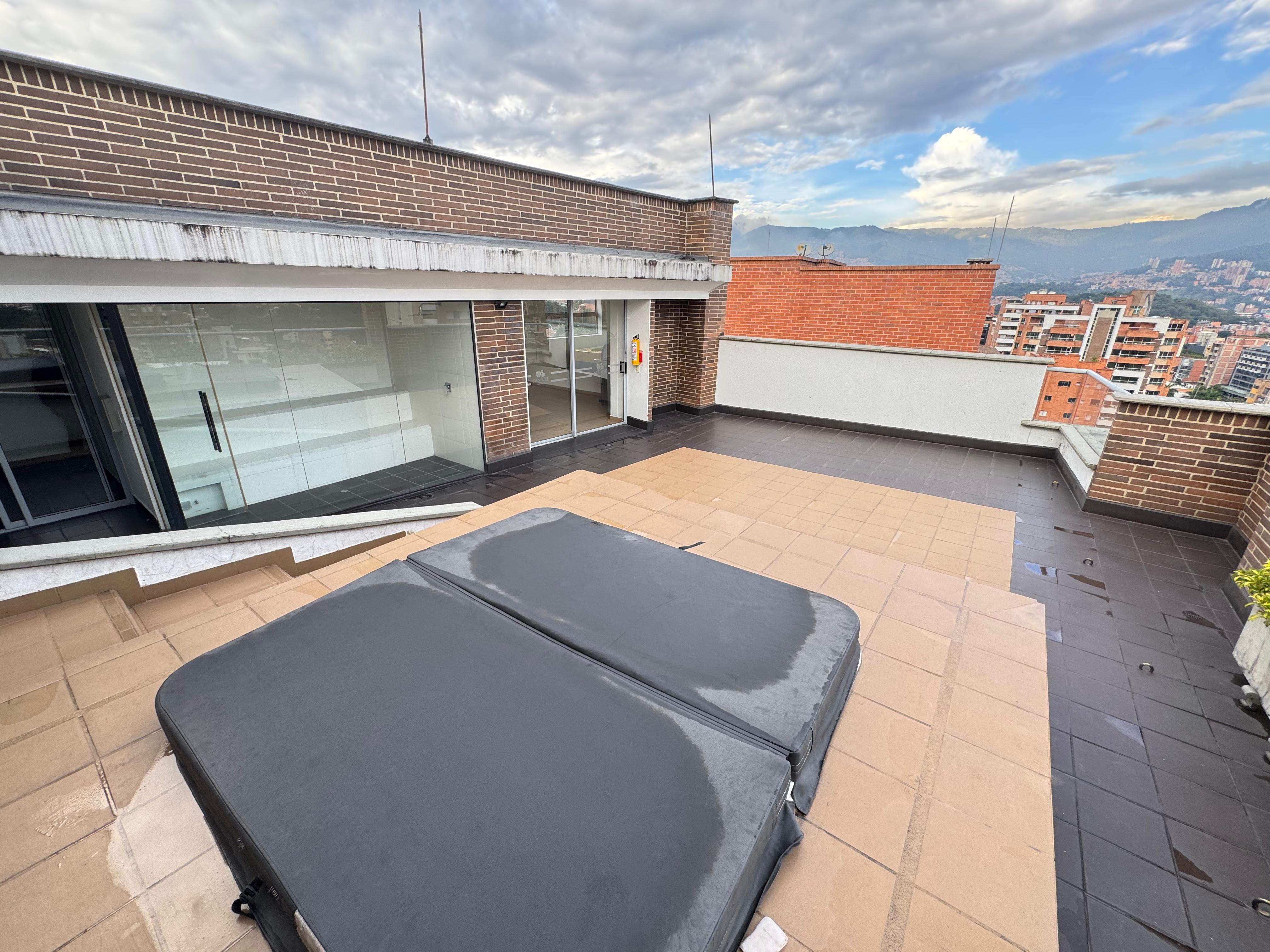 ARRIENDO APARTAMENTO - LAURELES