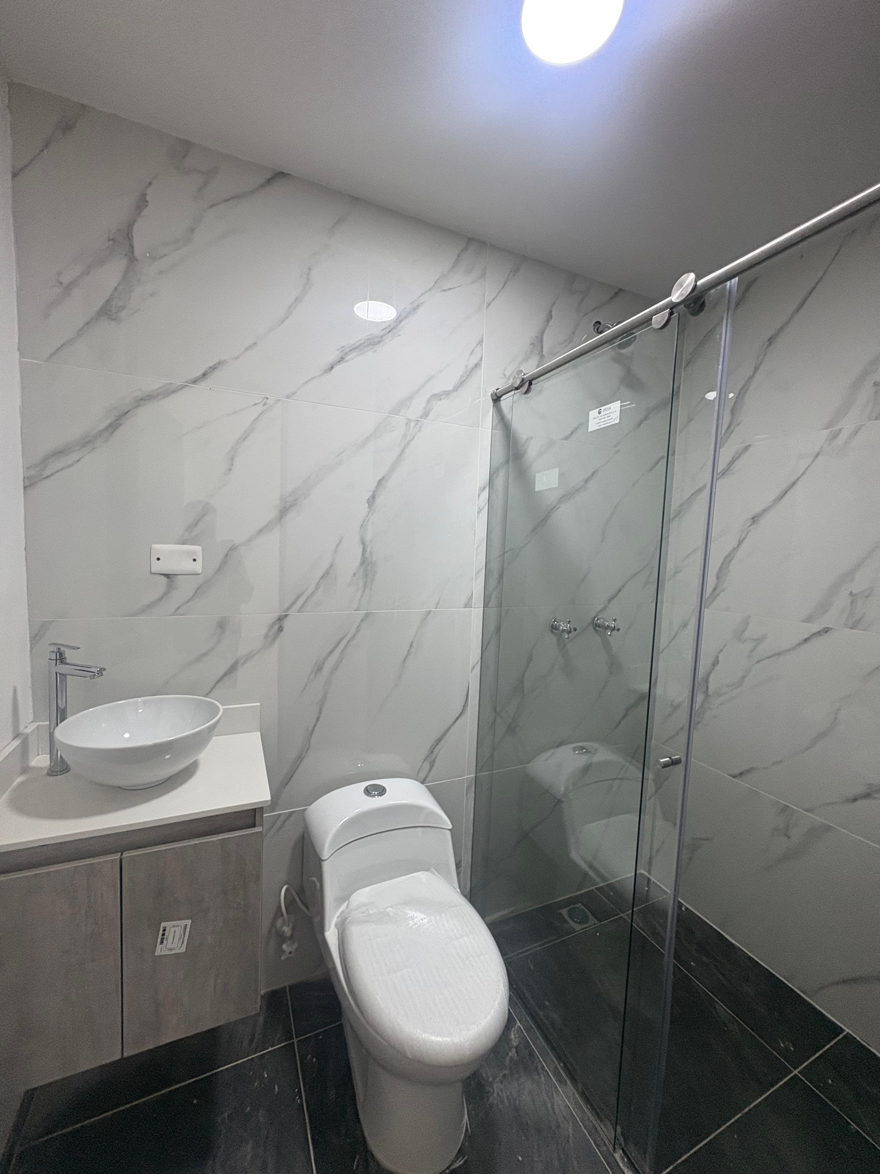 ARRIENDO APARTAMENTO, BELEN NOGAL PARA ESTRENAR