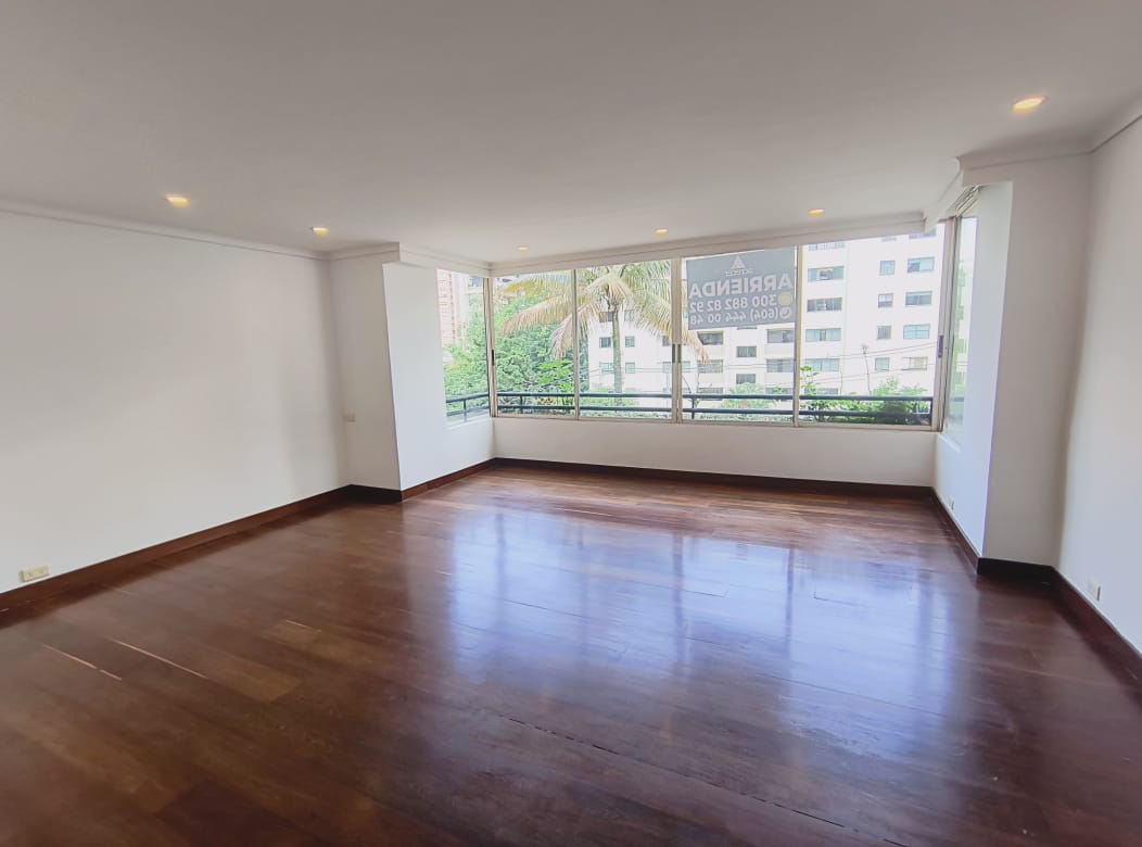 ARRIENDO APARTAMENTO - POBLADO LOMA DE LOS PARRA
