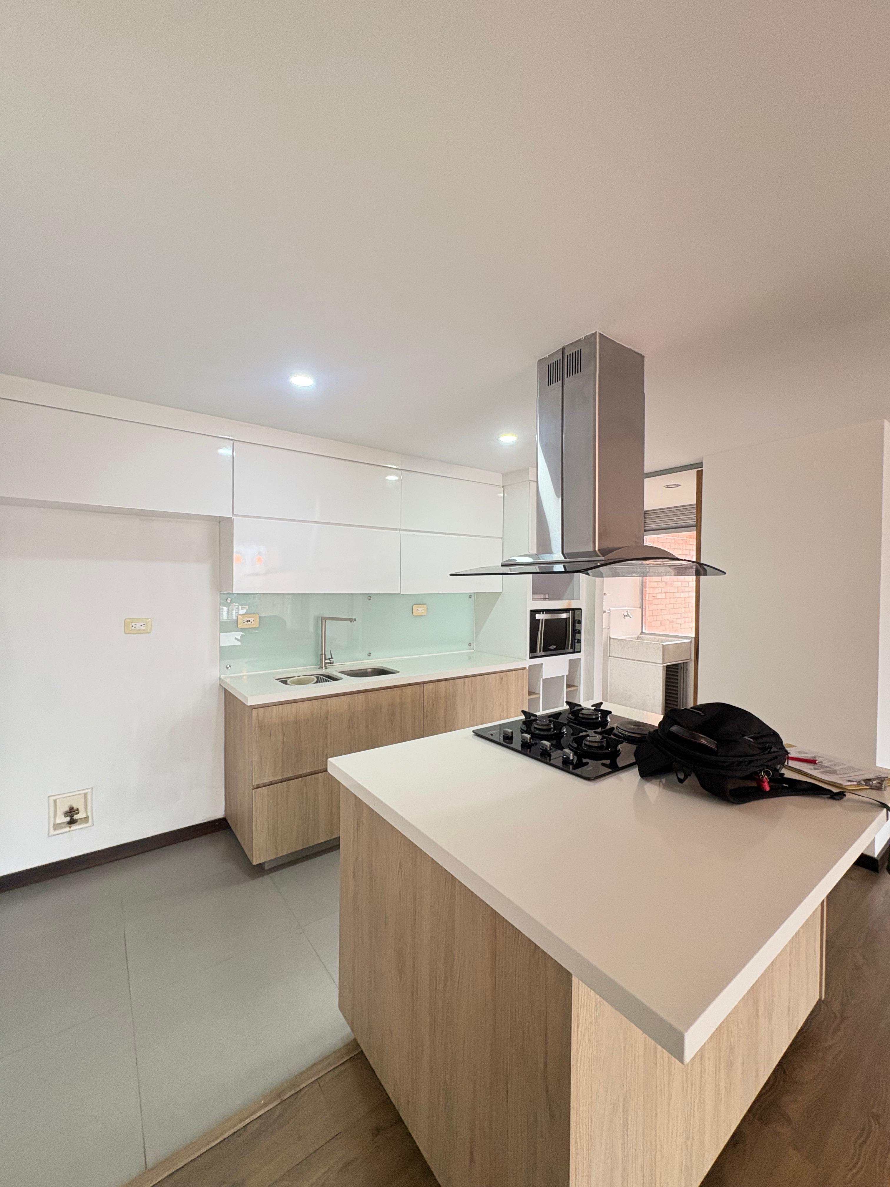 ARRIENDO APARTAMENTO, ENVIGADO BRUJAS