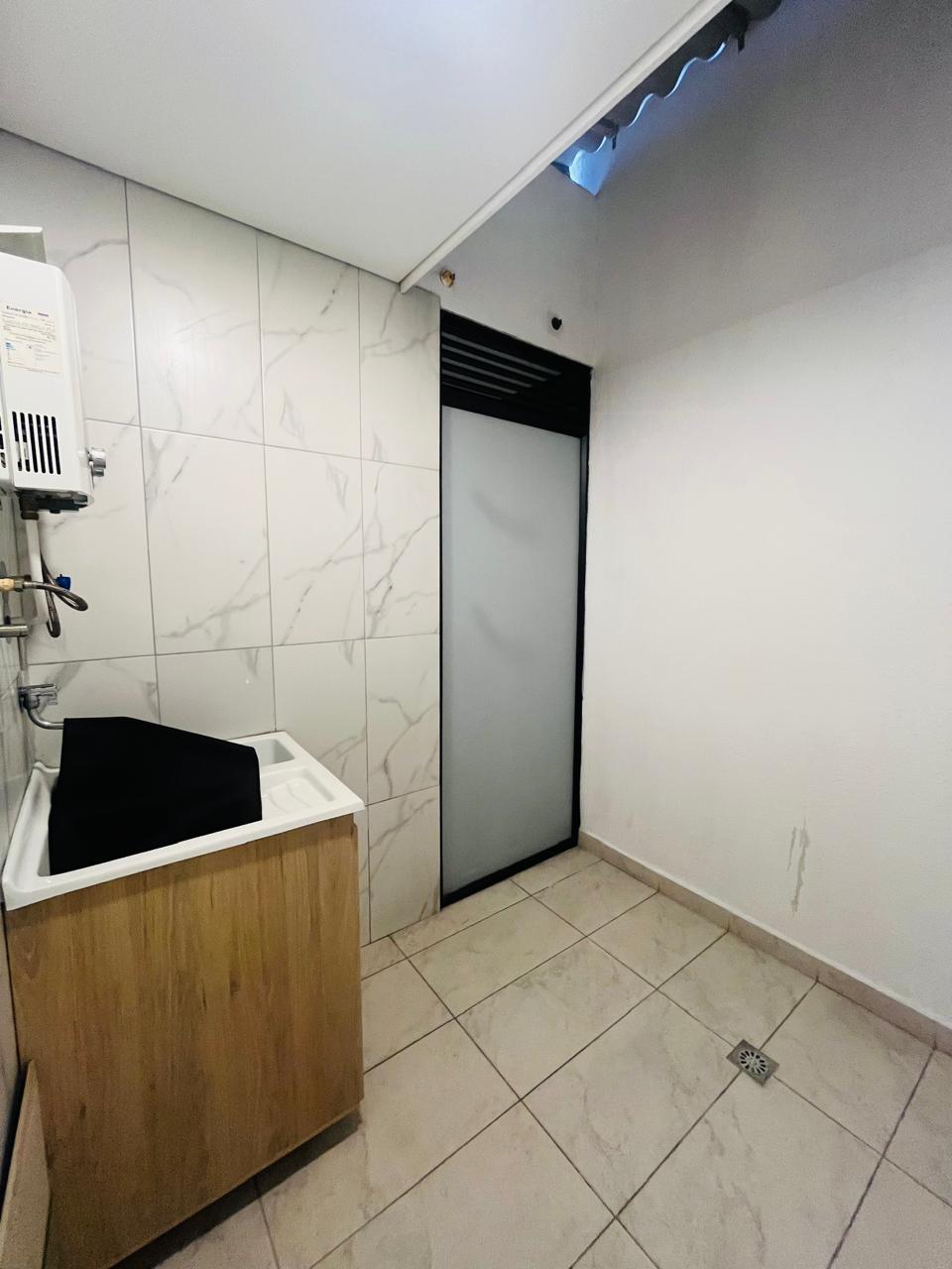 ARRIENDO APARTAESTUDIO, CONQUISTADORES