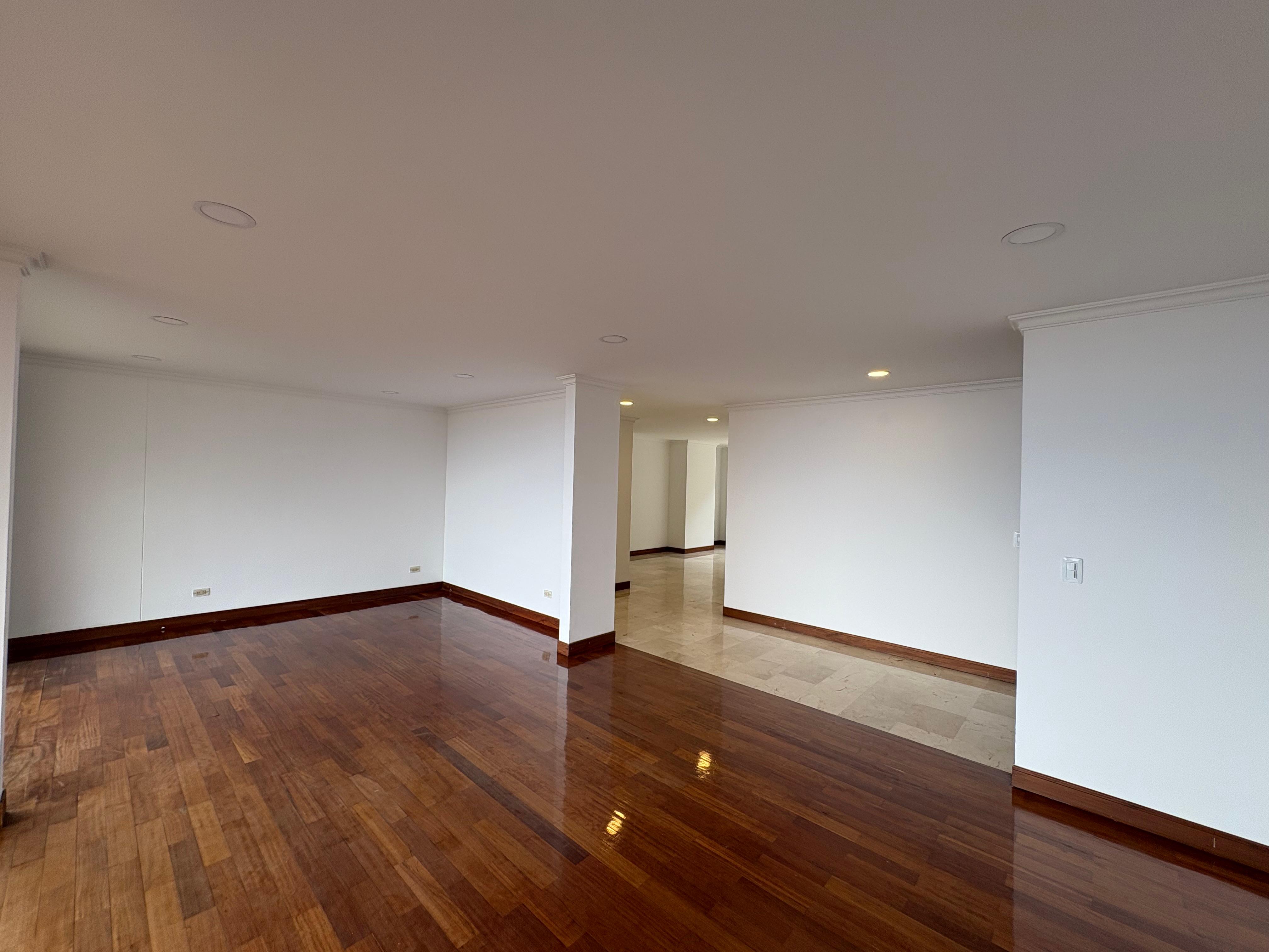 ARRIENDO APARTAMENTO, POBLADO CALERA