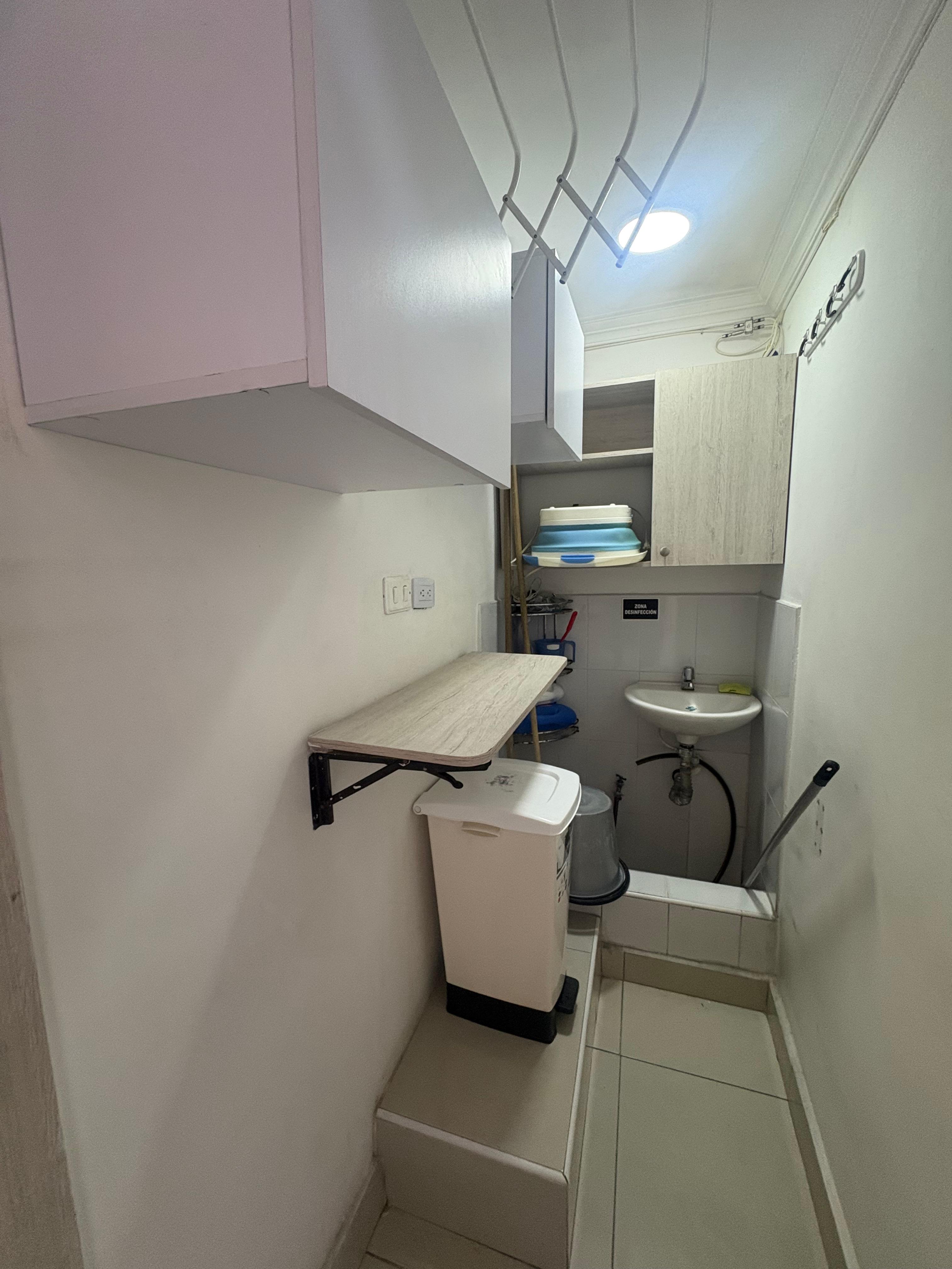ARRIENDO LOCAL LAURELES
