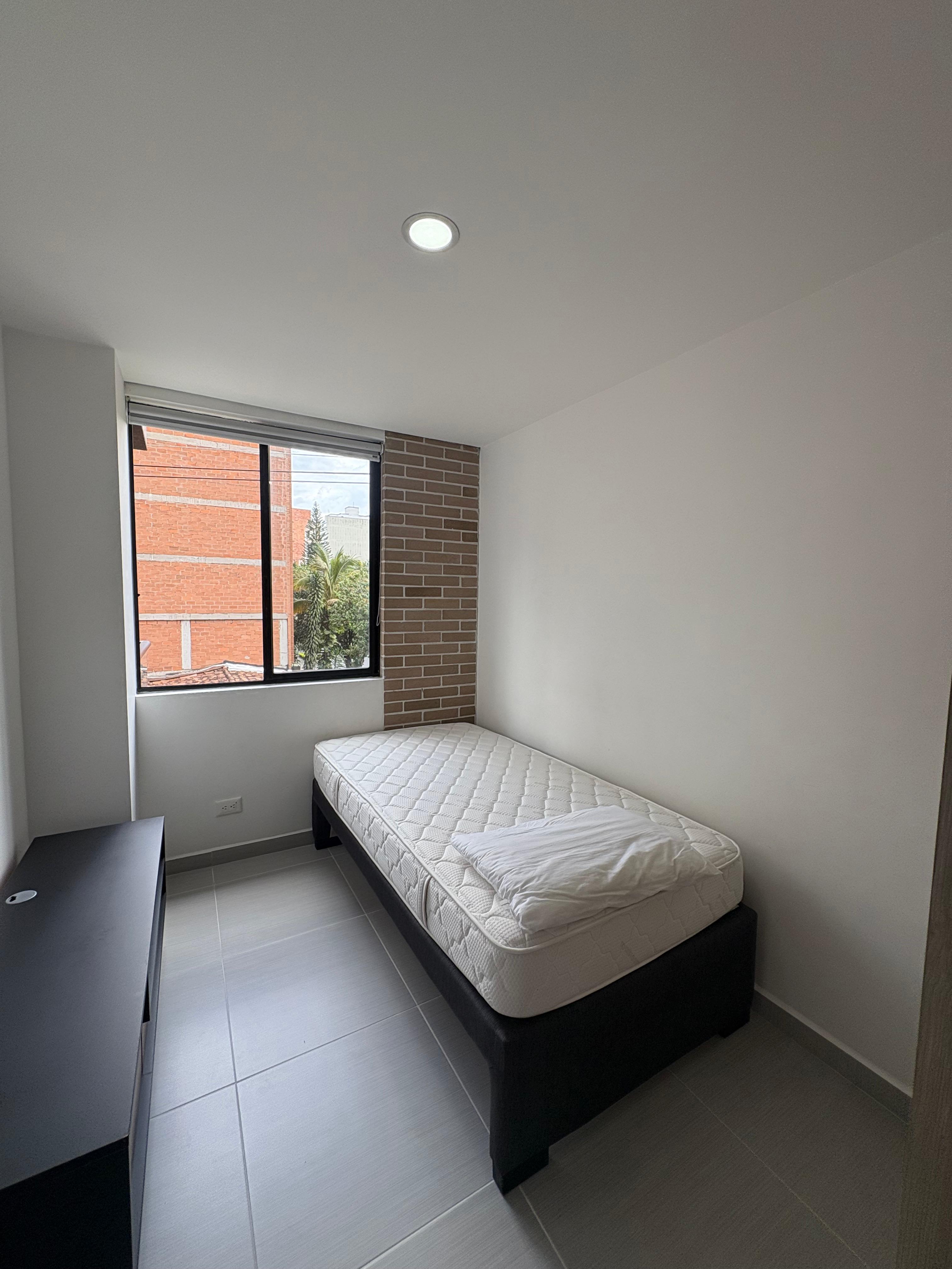 ARRIENDO APARTAMENTO, CASTELLANA