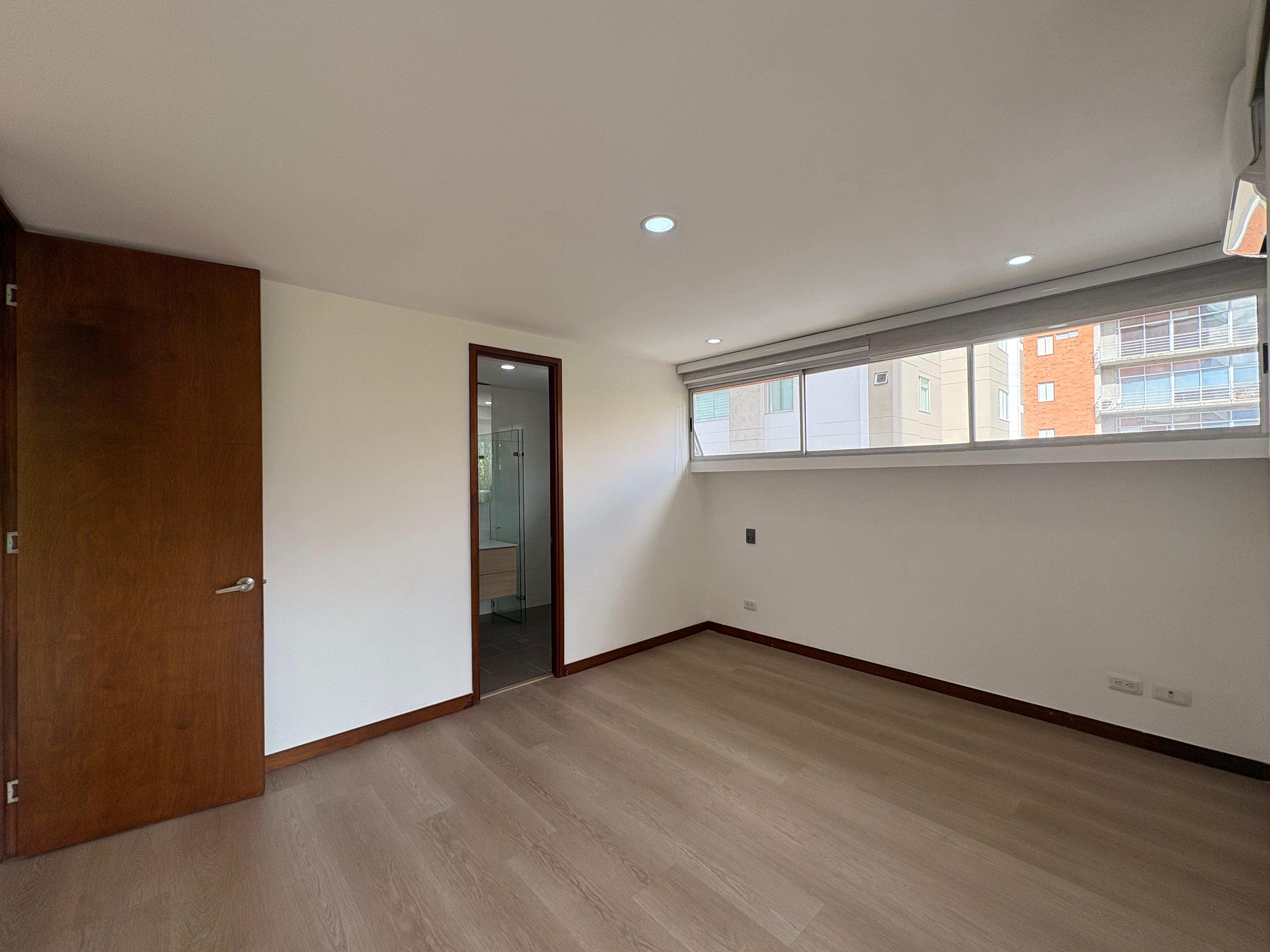 ARRIENDO APARTAMENTO, POBLADO SANTA MARIA DE LOS ANGELES