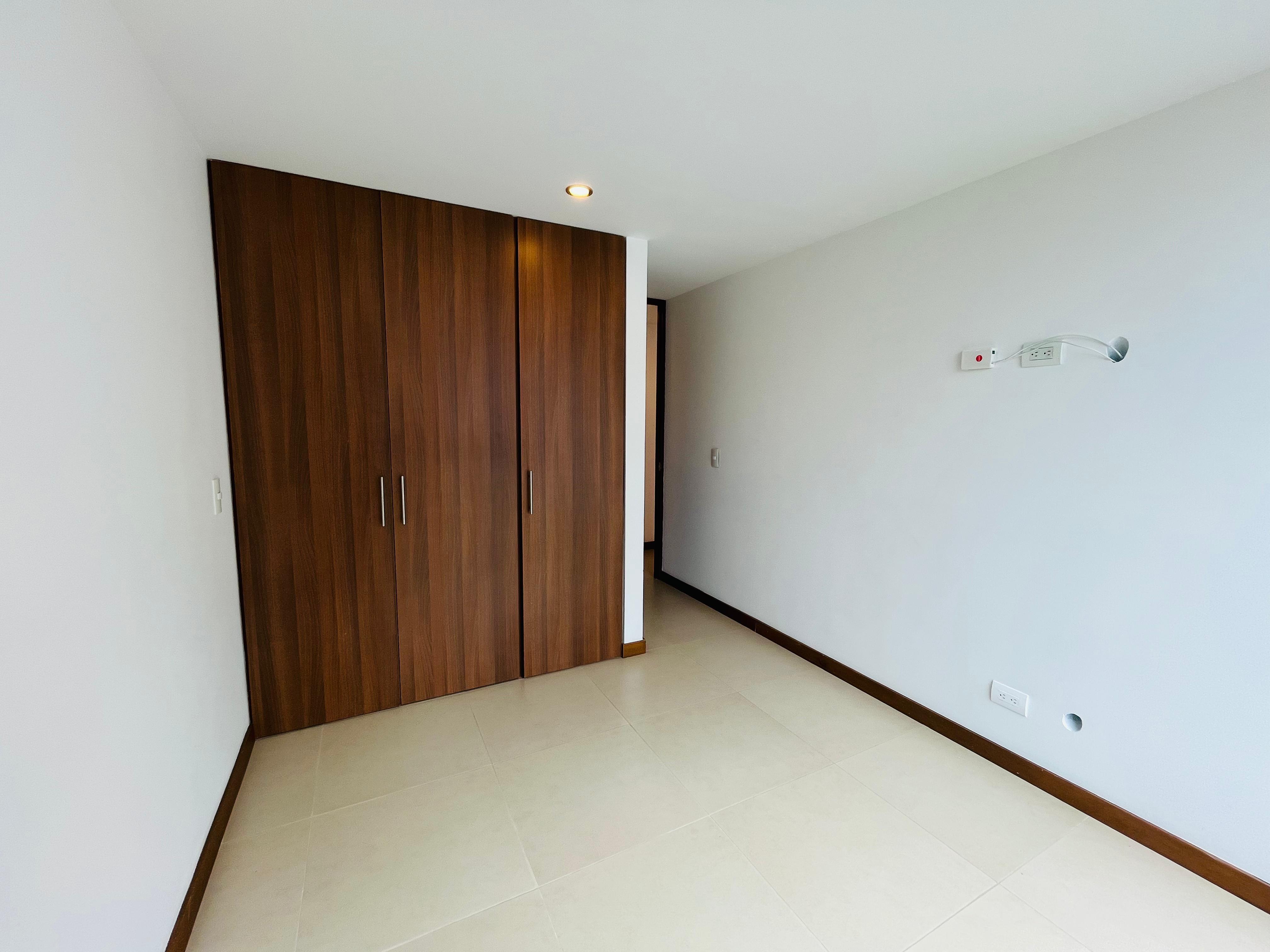 ARRIENDO APARTAMENTO - ENVIGADO LOMA DE LAS BRUJAS