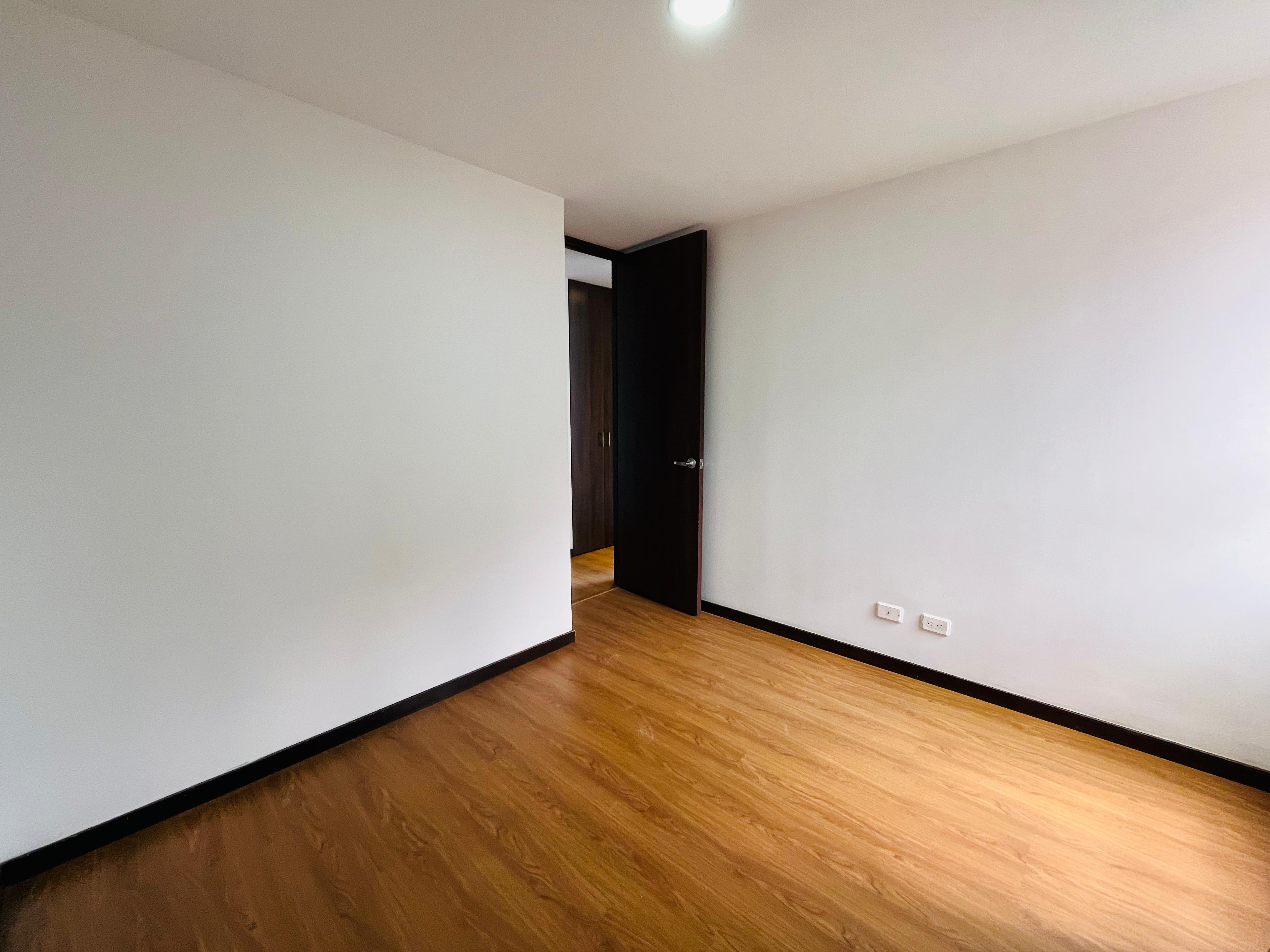 ARRIENDO APARTAMENTO - ENVIGADO LOMA DEL ESMERALDAL