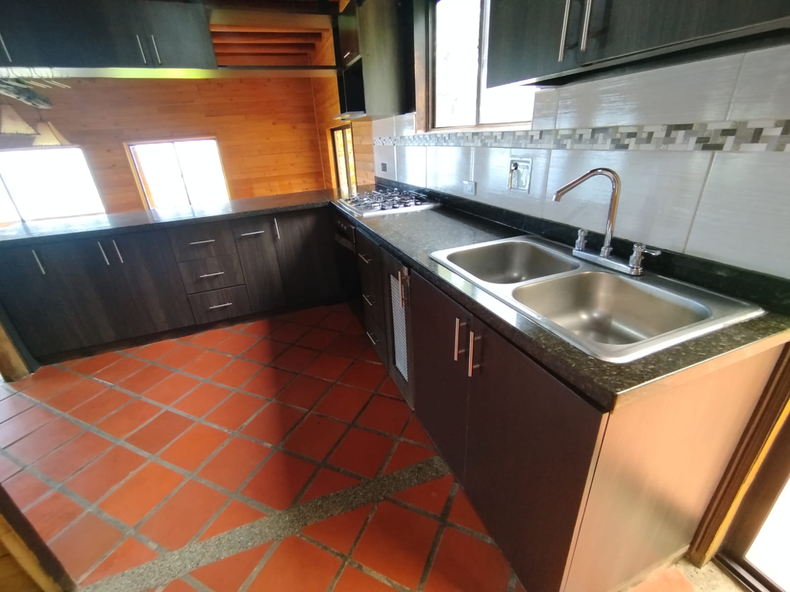 ARRIENDO CASA CAMPESTRE - COPACABANA VEREDA LA VETA