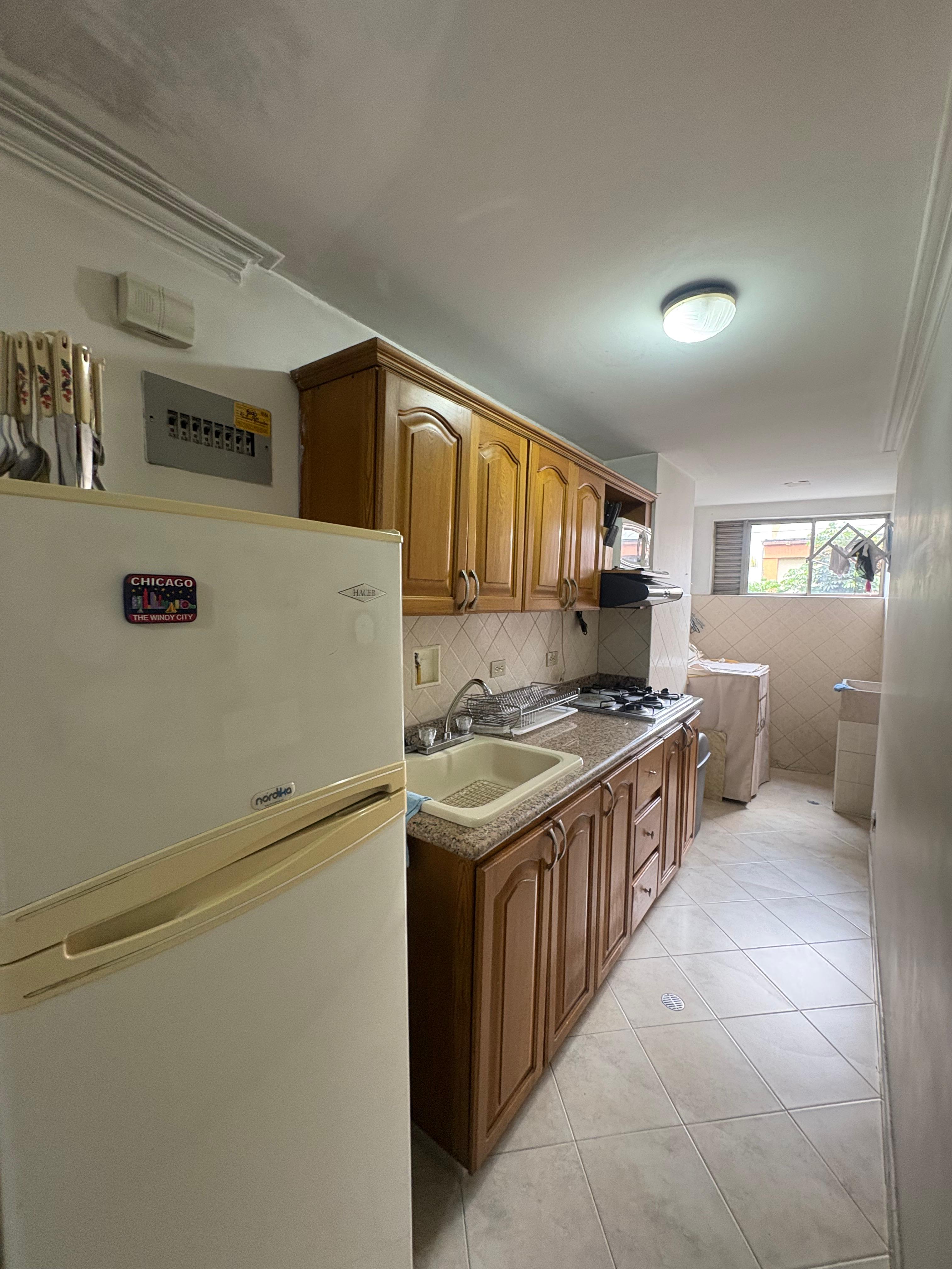 ARRIENDO APARTAMENTO, CONQUISTADORES