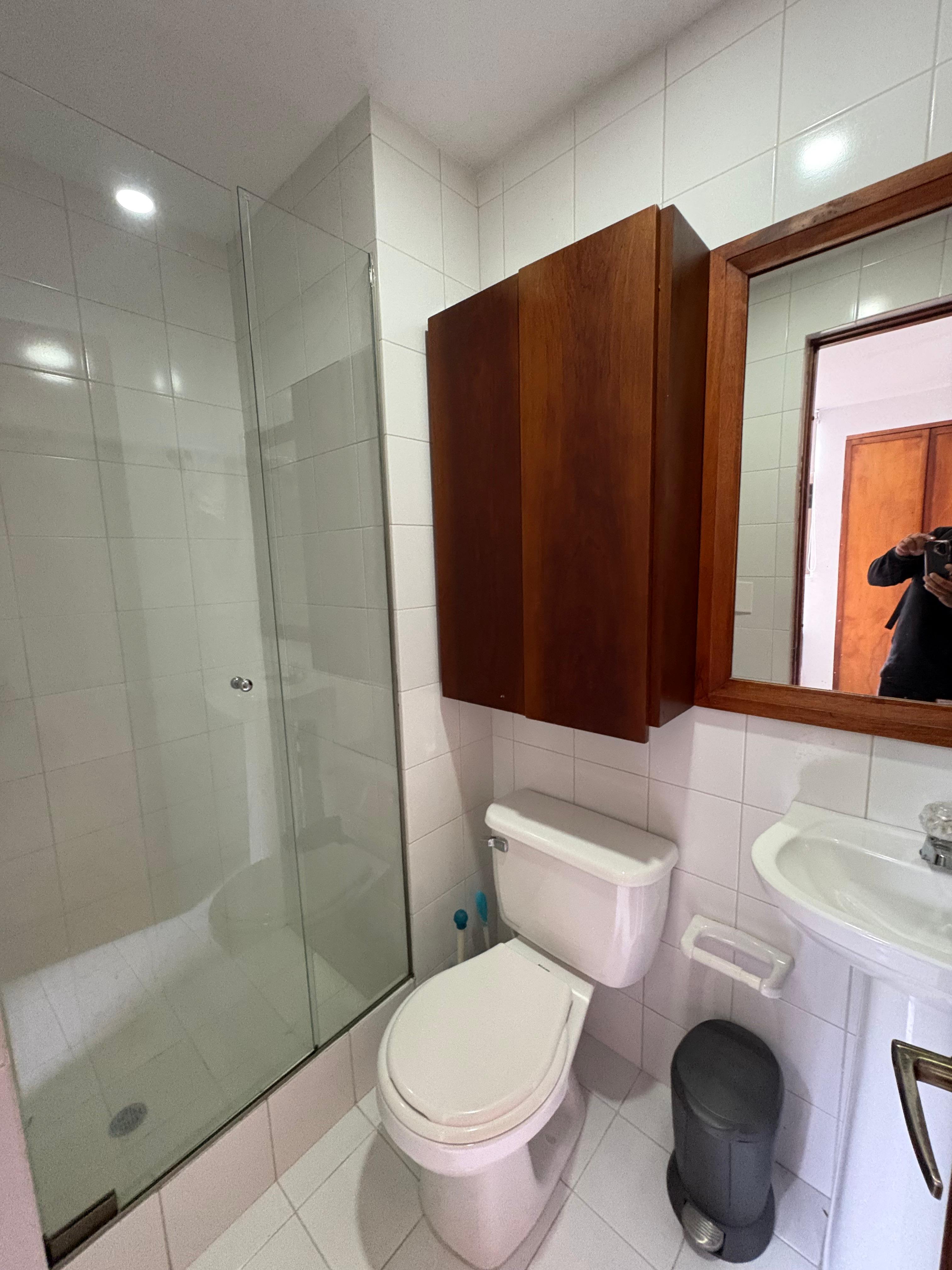 ARRIENDO APARTAMENTO POBLADO CALERA, AMOBLADO Y DESOCUPADO