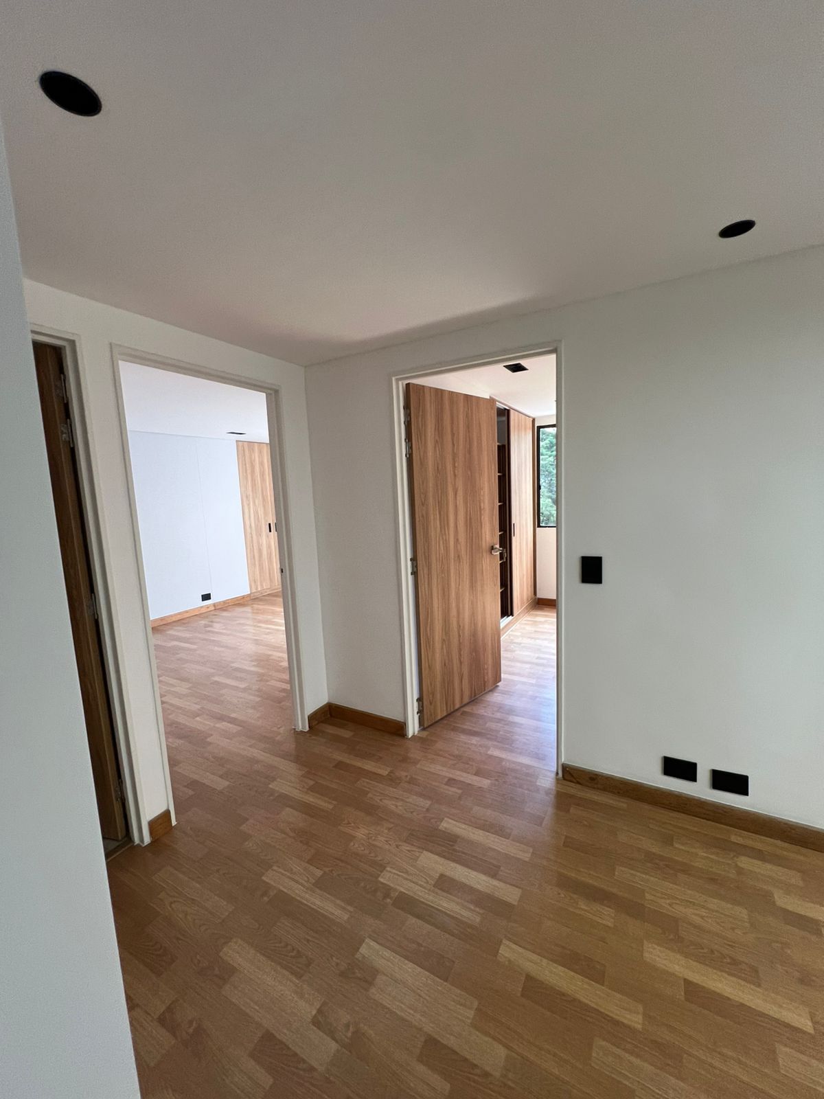 ARRIENDO APARTAMENTO, POBLADO LA CONCHA