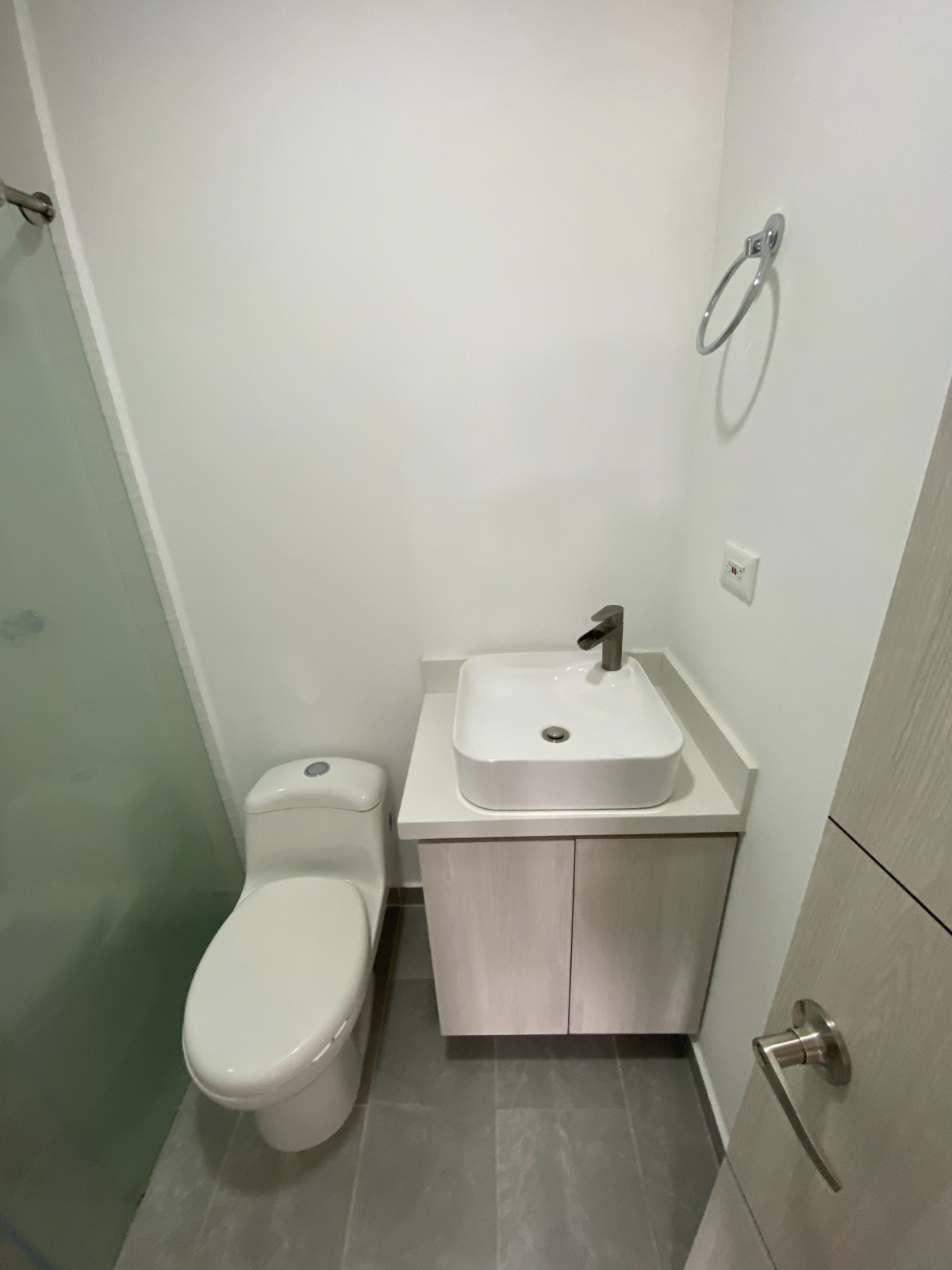 ARRIENDO APARTAMENTO, CASTELLANA