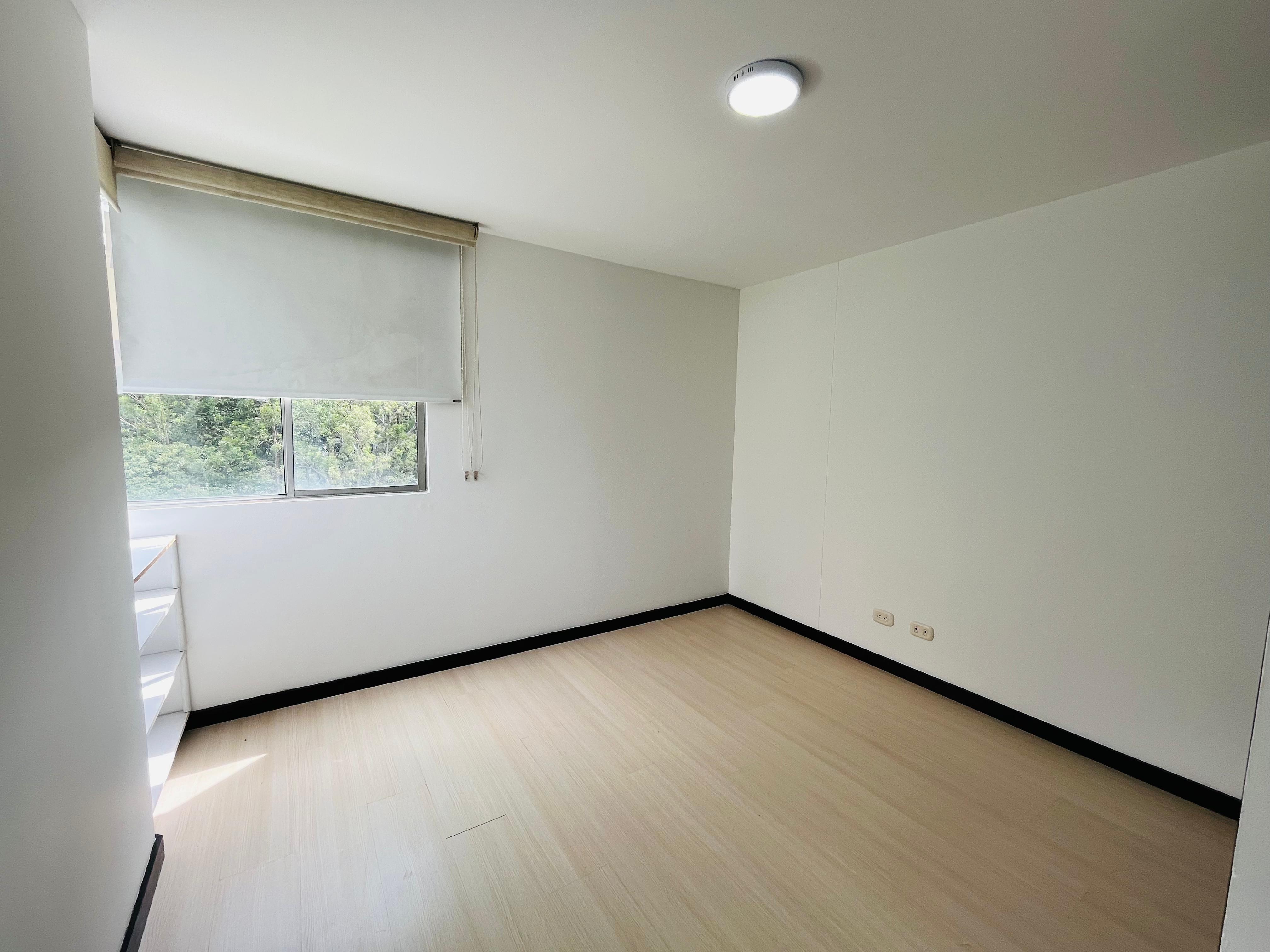 ARRIENDO APARTAMENTO - ENVIGADO TRIANON